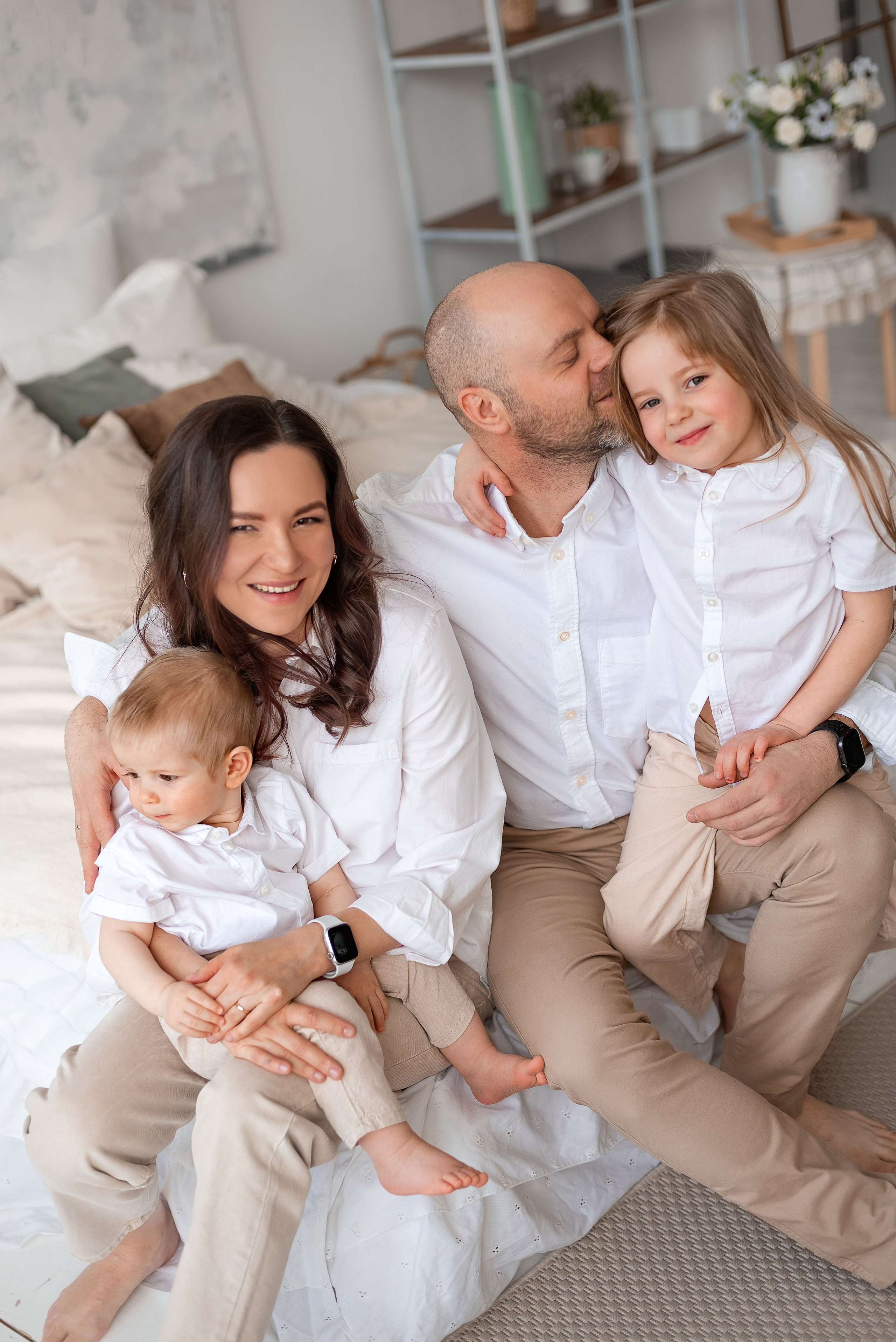 Даша и семья. Фотограф Юлия Кондратьева