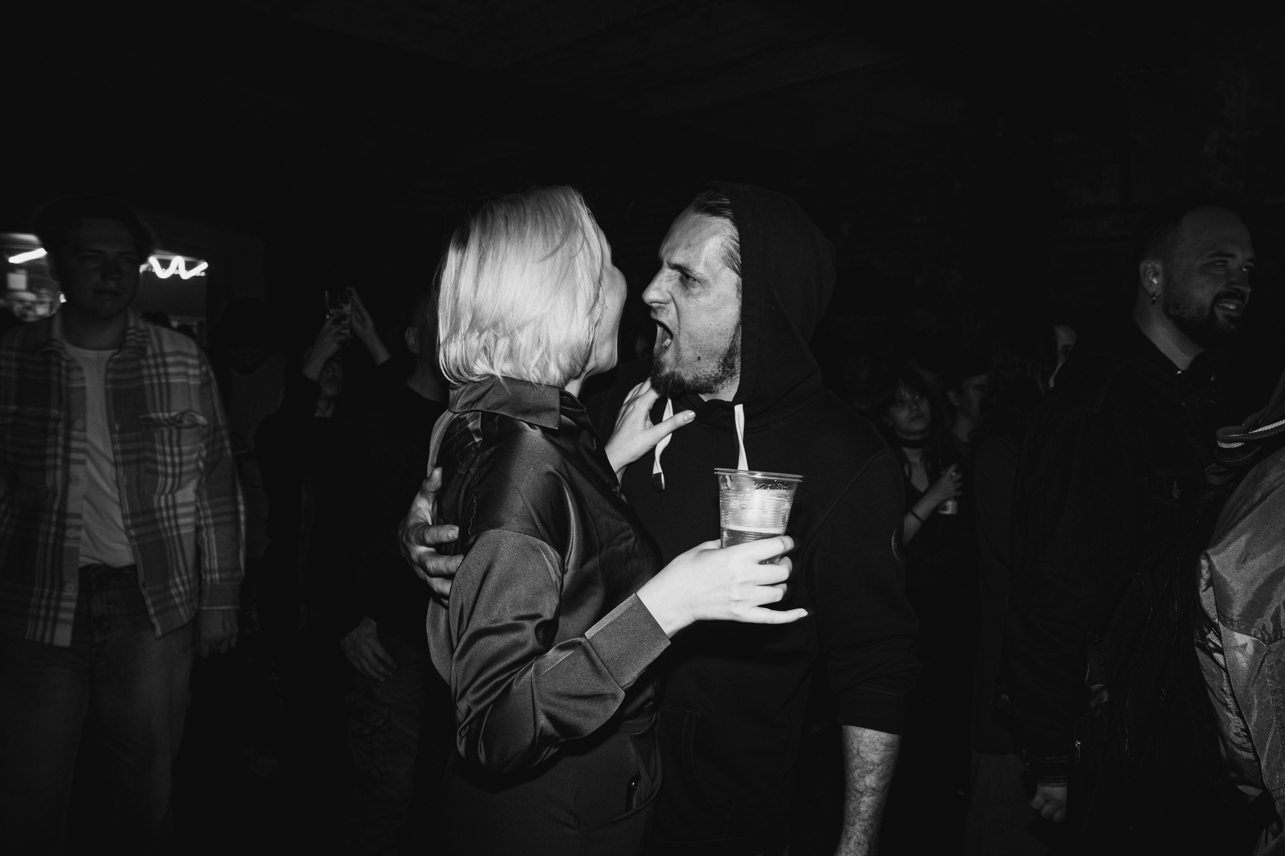 Laugar & Шумы Штормовых Широт & Пожары На Дальнем Севере 11.10.2025. Репортажный фотограф в Москве Legiodot