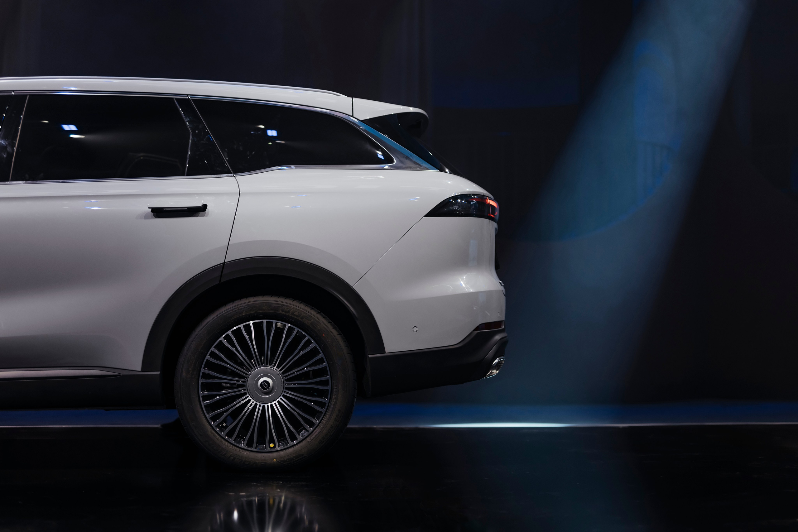New Chery Tiggo 9. Репортажный, event, концертный и backstage фотограф из Москвы Виталий Кривцов