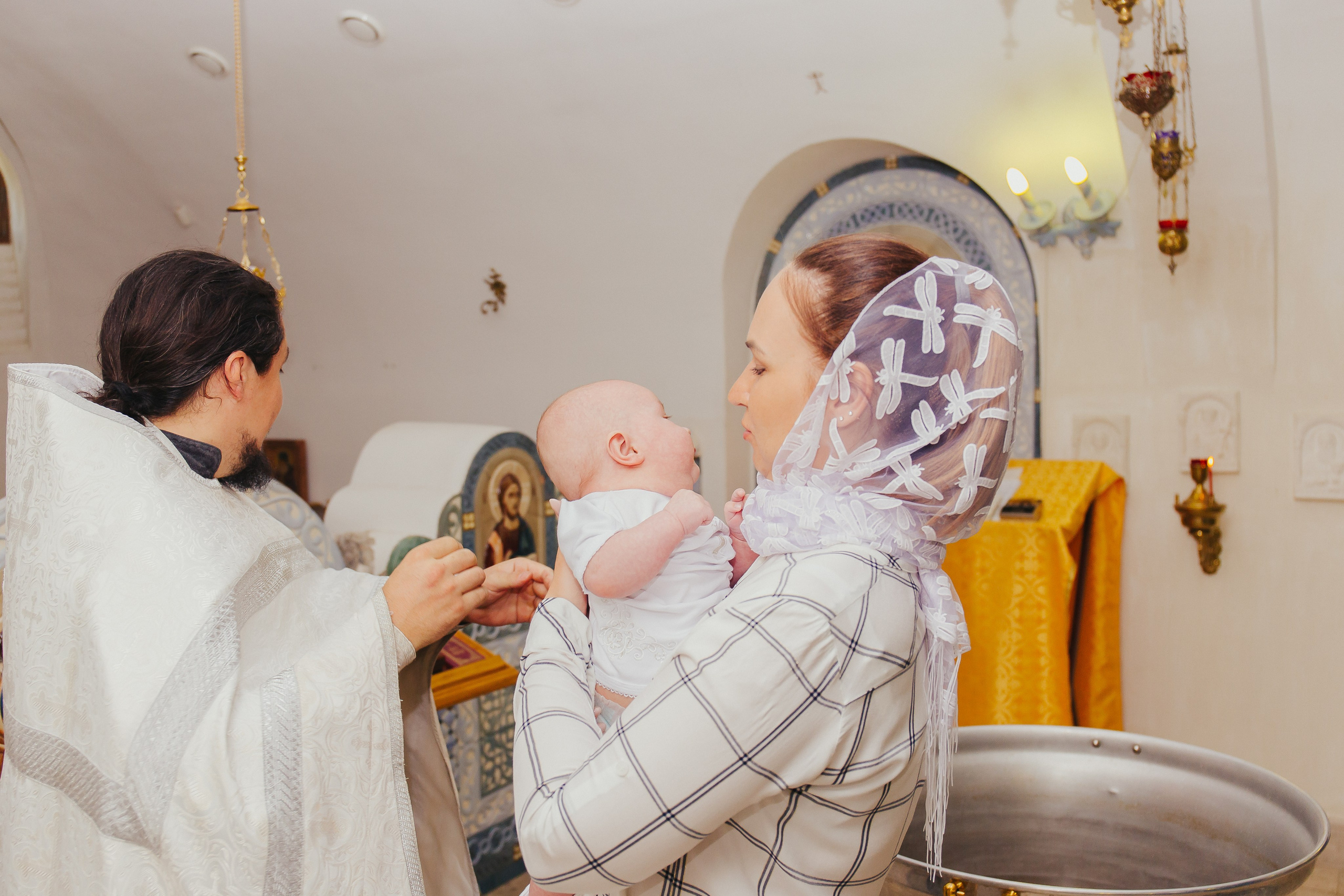 Крещение Михаила. Церковь Явления Пресвятой Богородицы. Фотограф новорожденных и детский в Сергиевом Посаде Кругликова Юлия