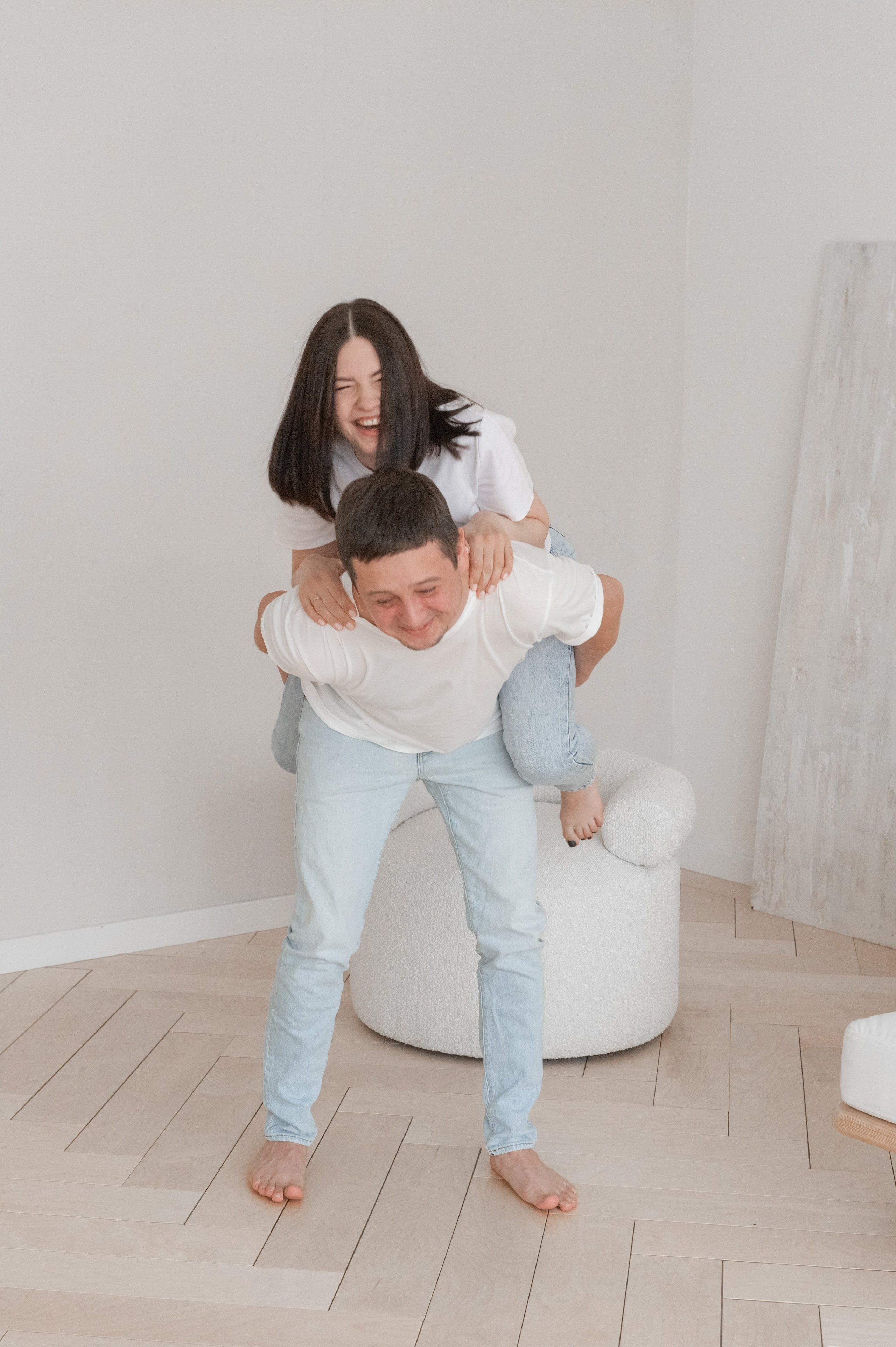 Яна Фарид и Аделина. Семейный и женский фотограф, контент фотосессия в Екатеринбурге