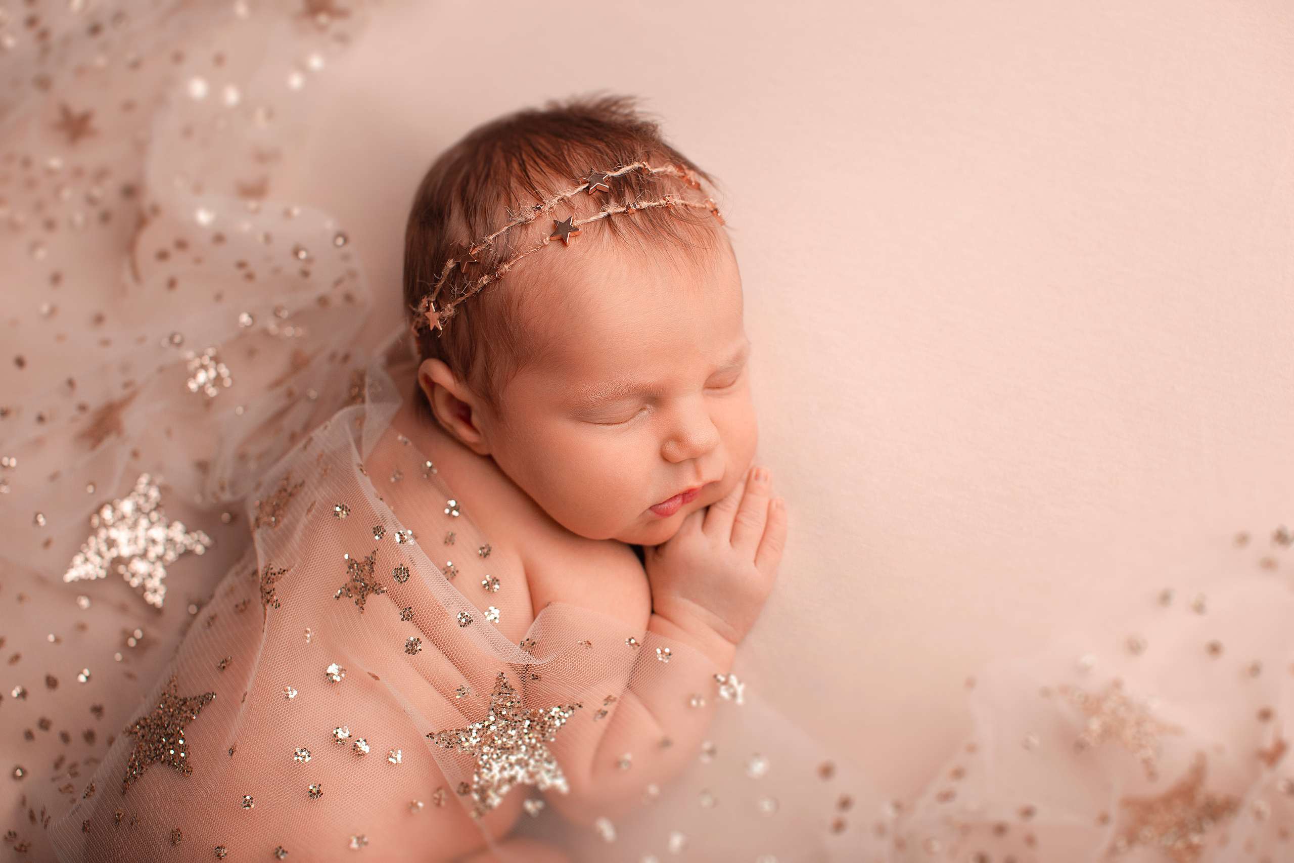 Превью съемок. Фотограф новорожденных в Москве ньюборн