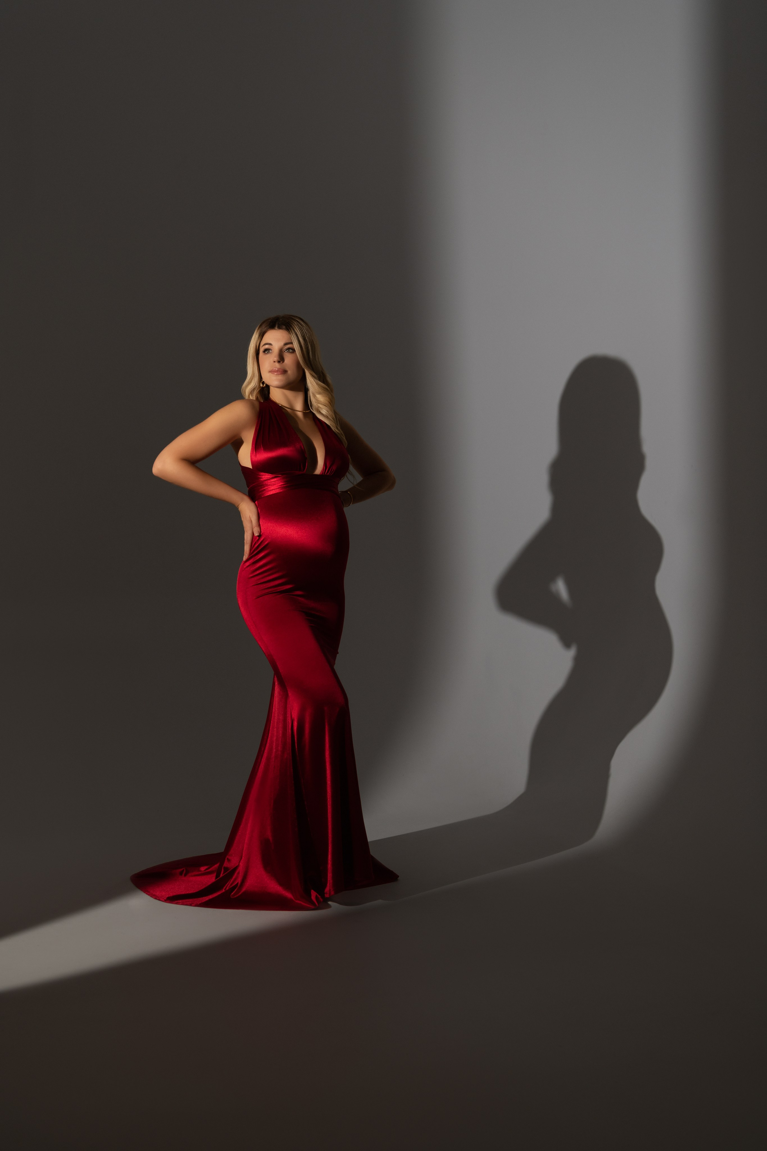 Кадры в тёмном ключе. Фотограф беременности в Крыму Бобкова Ирина