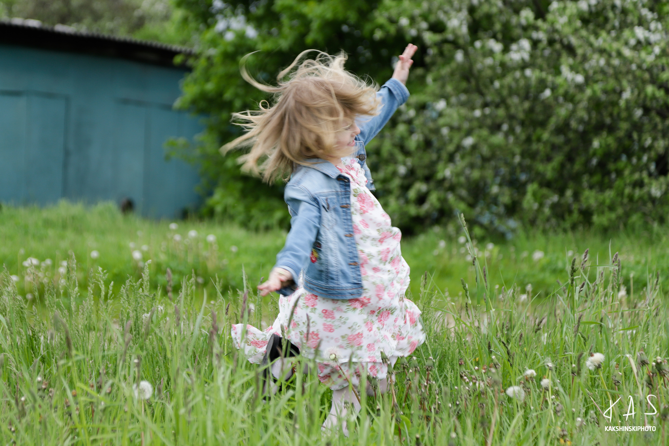 Весенняя фотосессия для модельной школы WOWkids. Фотография и видеосъёмка