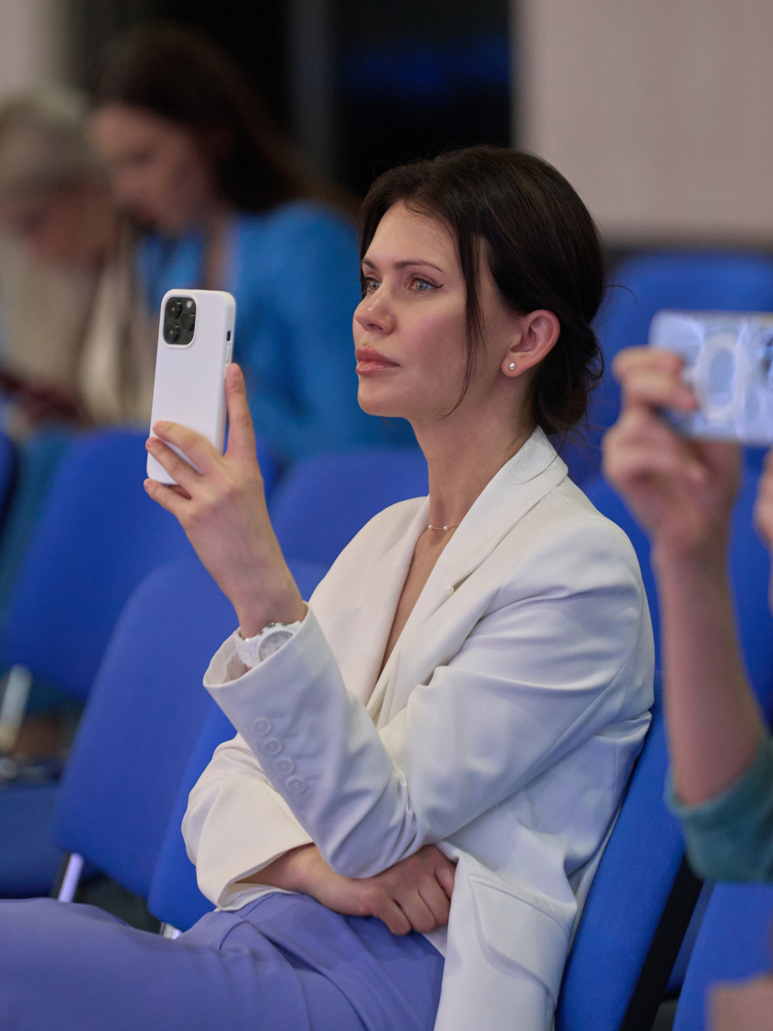 СЛУШАТЕЛИ. PRO-AGELESS