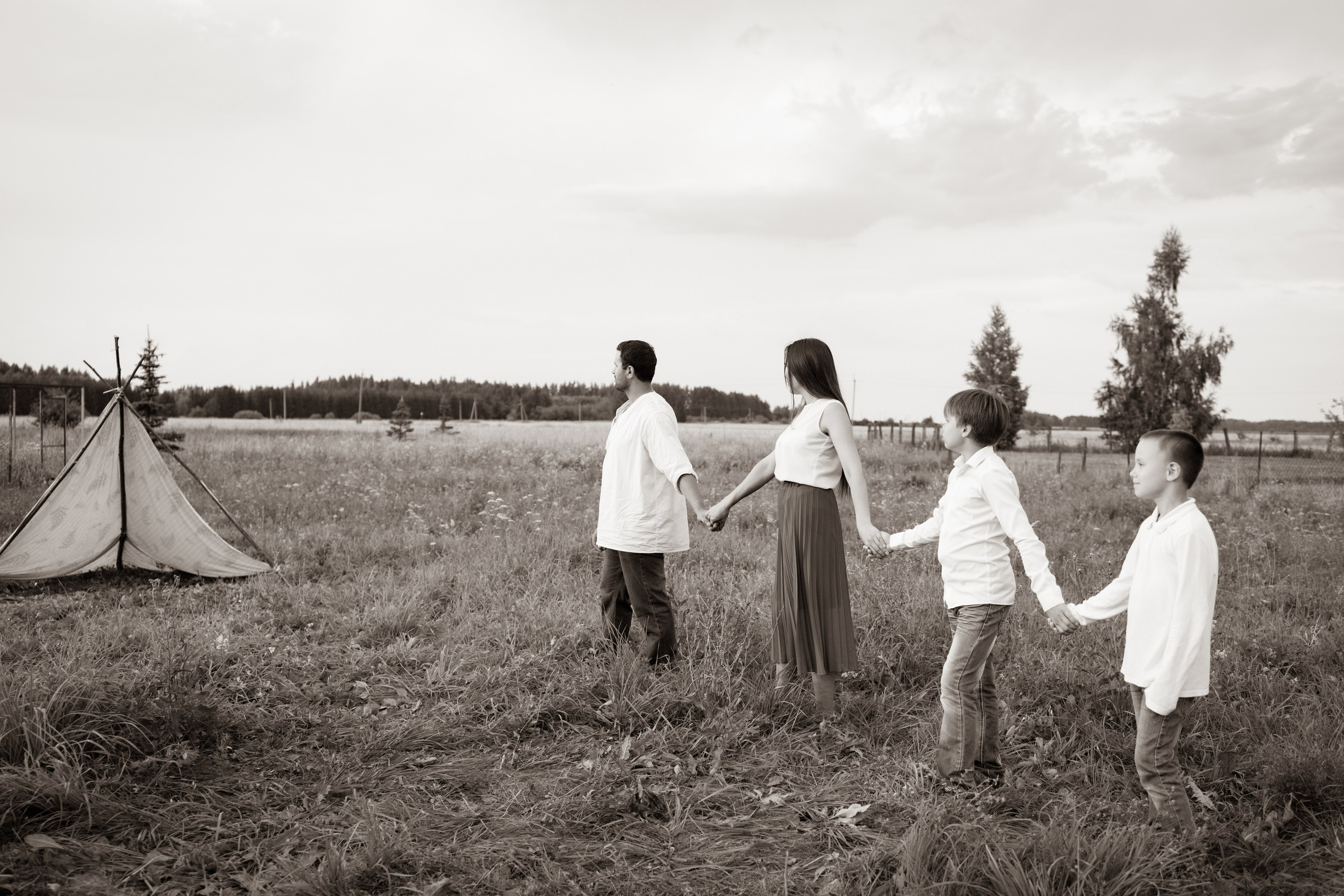 Чаепитие под тучками. Ваш фотограф