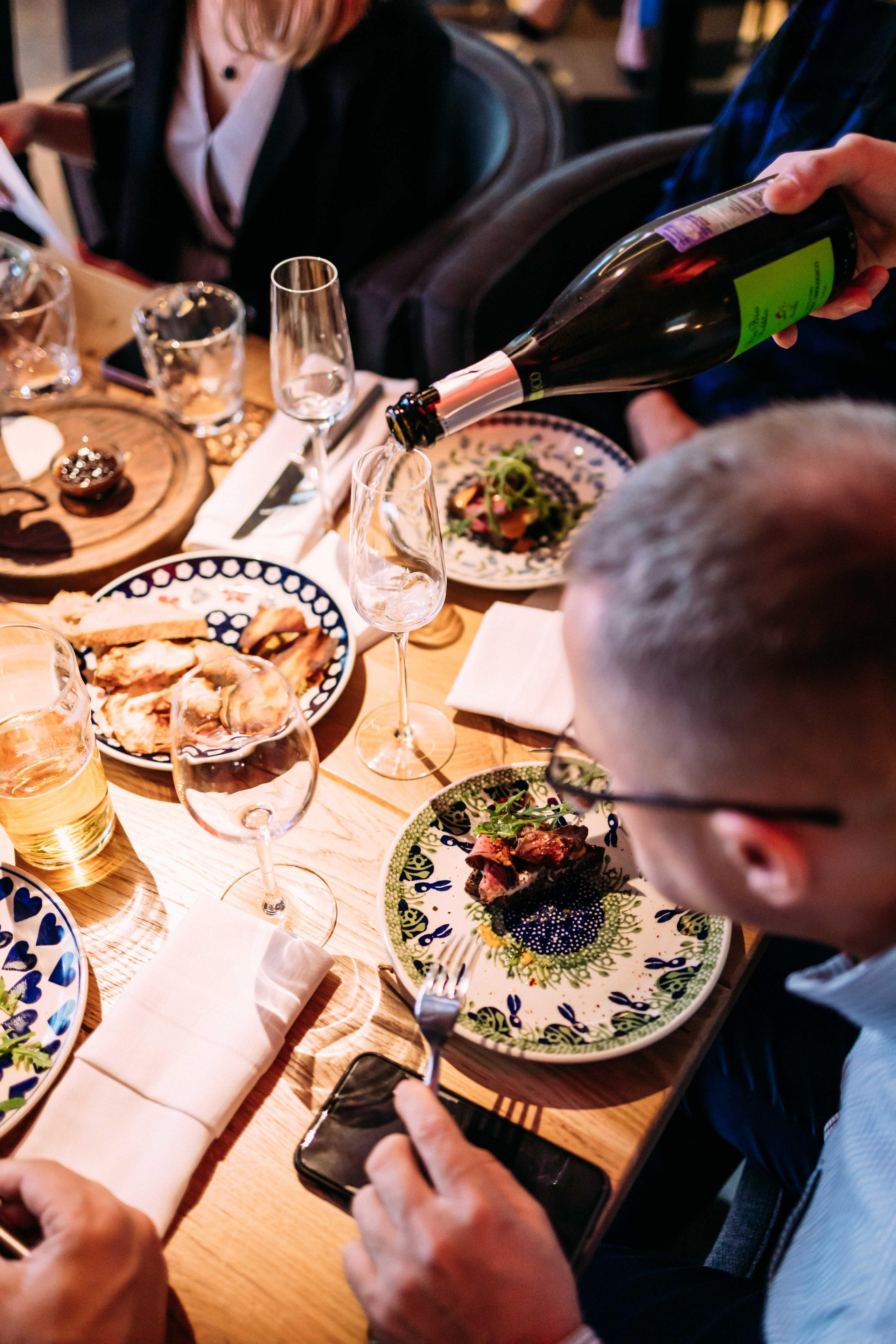 День рождения ресторана «Сыроварня» | апрель 2023, Тюмень. Фотограф в Тюмени Башмакова Анна