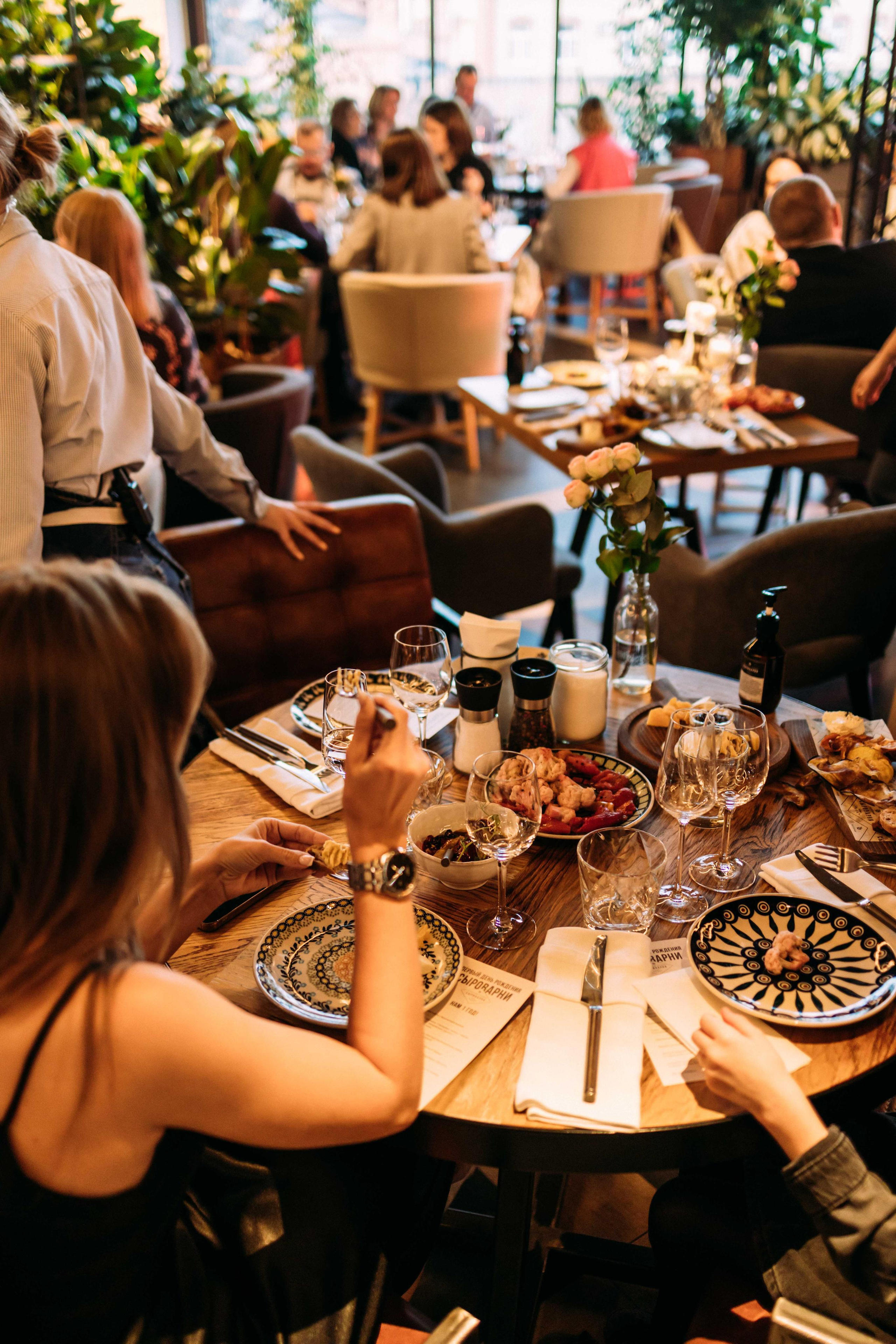 День рождения ресторана «Сыроварня» | апрель 2023, Тюмень. Фотограф в Тюмени Башмакова Анна