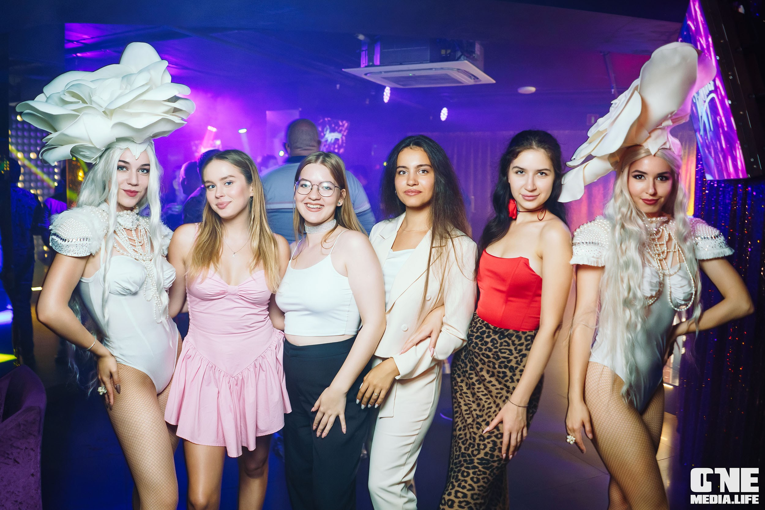 Фоторепортаж из караоке-клуба Эйфория. One Media Life: фоторепортажи, фотоотчеты с мероприятий и заведений