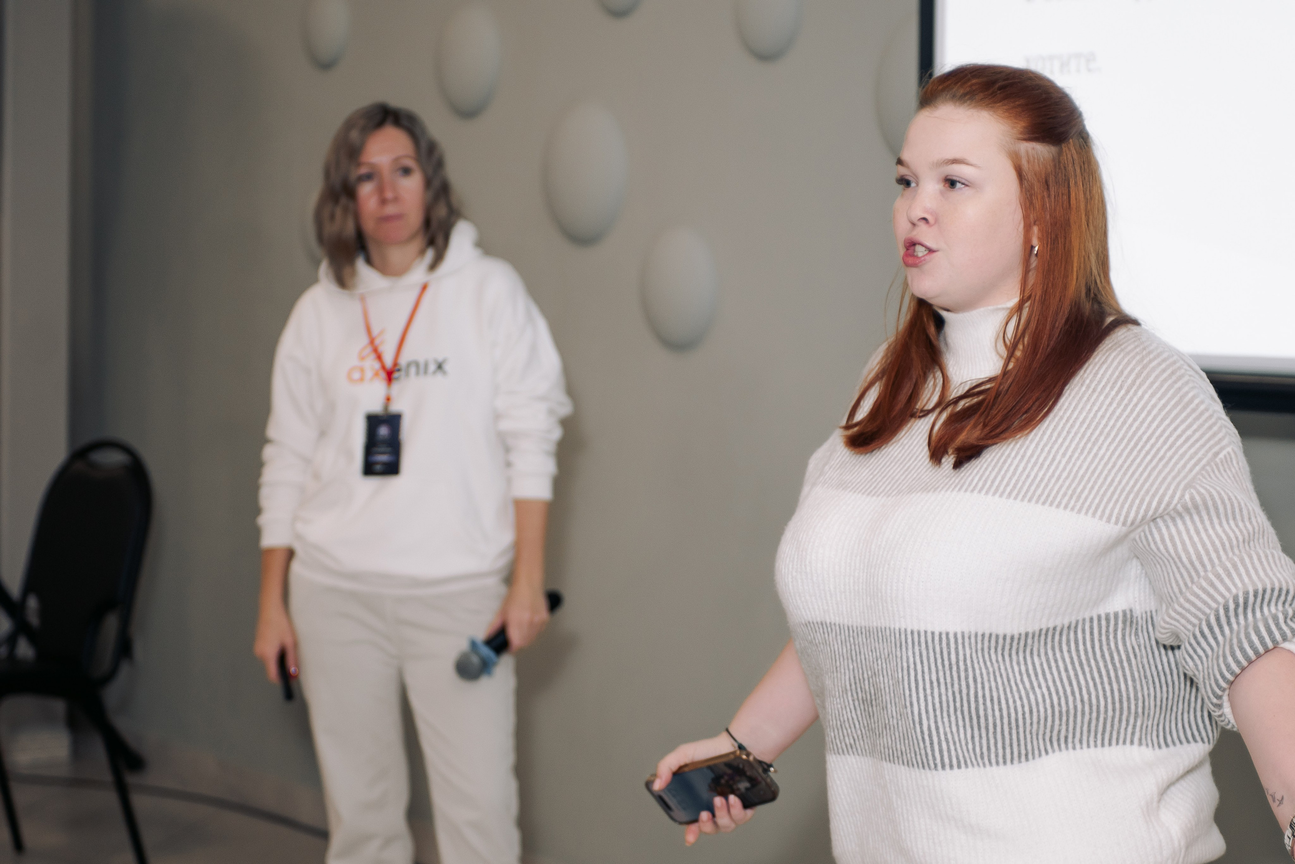 It-конференция компьютерной академии Топ. Фотограф в Твери Дементьева Анастасия