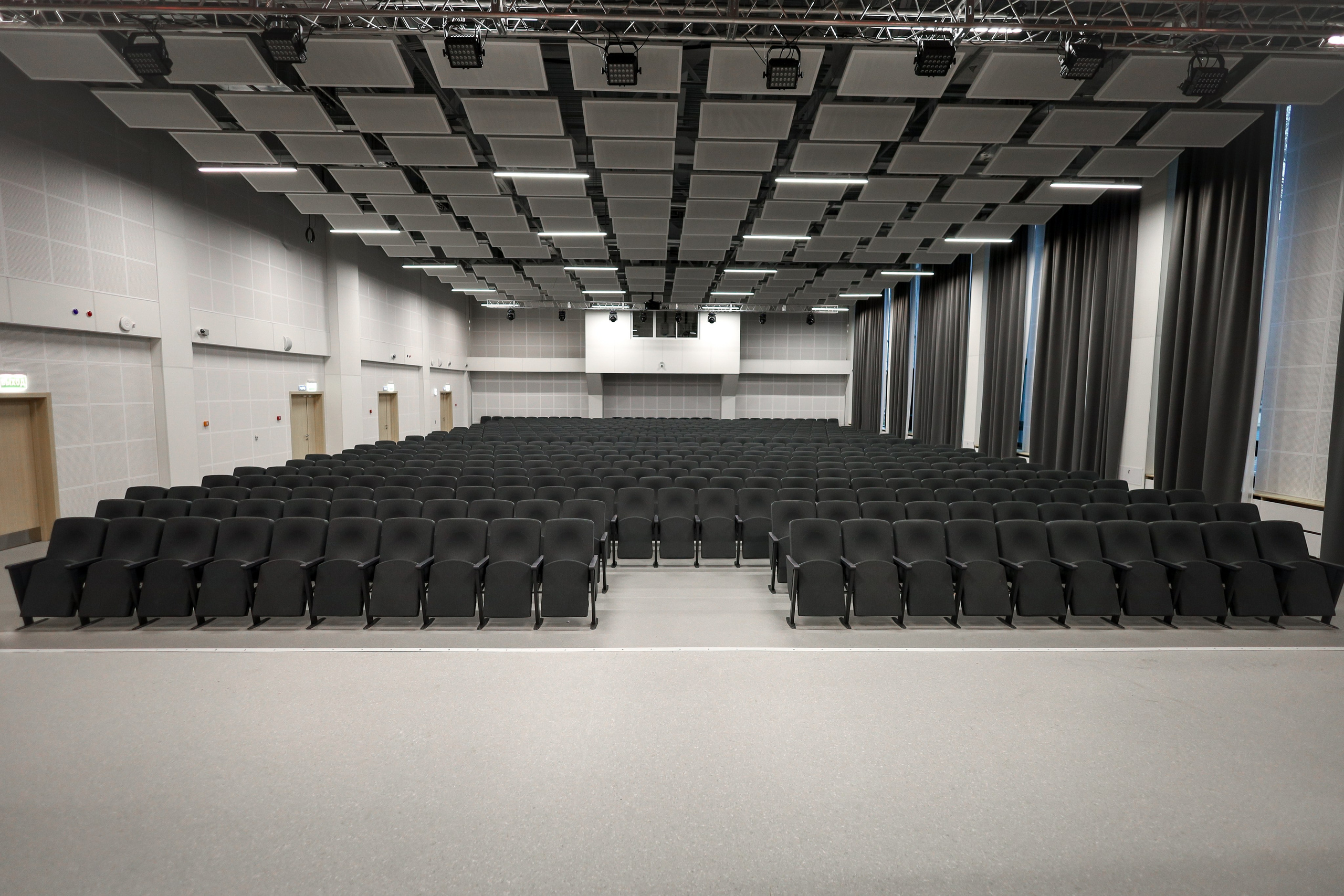 Актовый зал. Фотограф Москва — Сергеева Анастасия