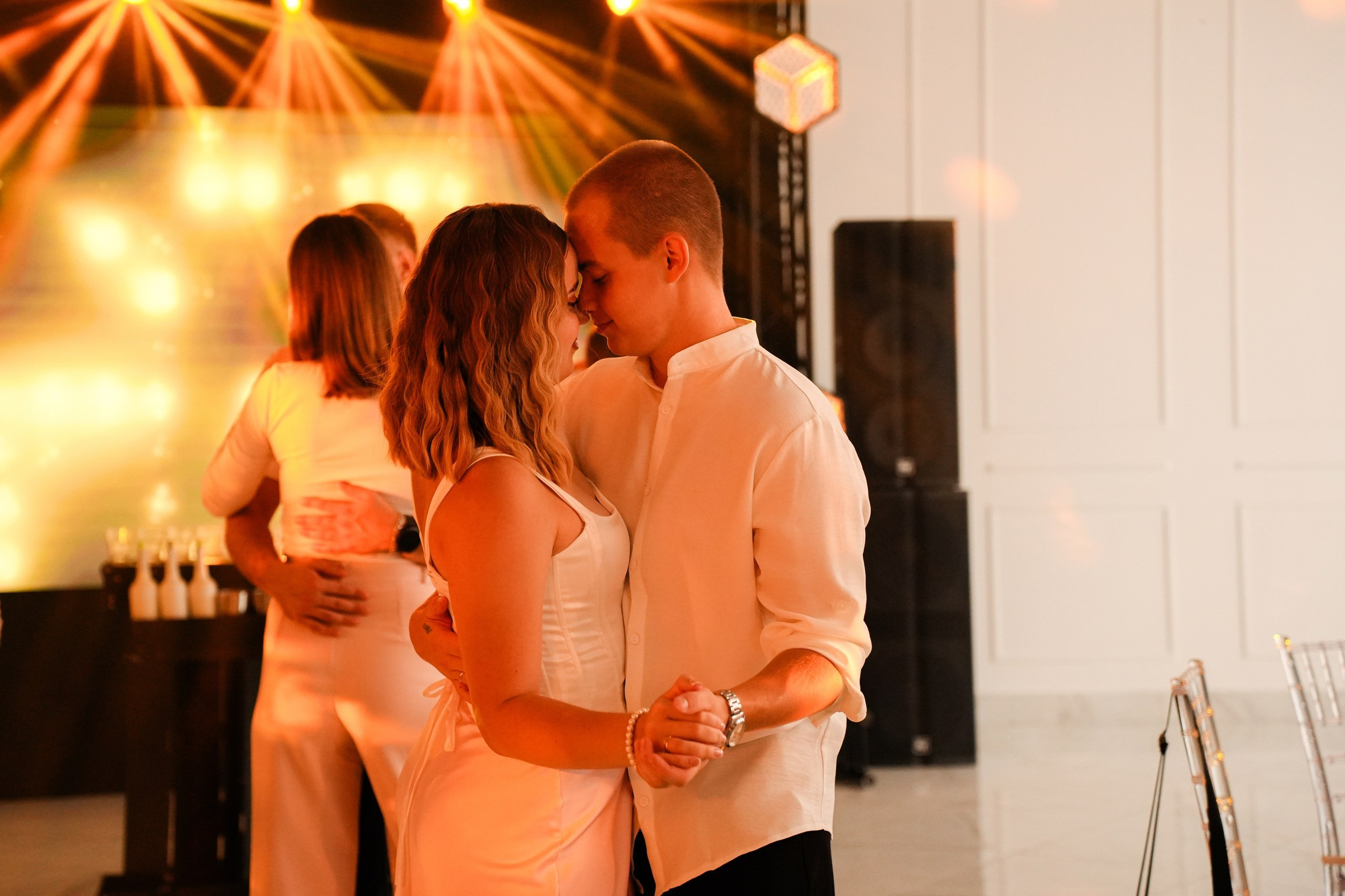 Love in moment. Свадебный фотограф и видеограф в Ростове-на-Дону. Максим и Наталья Лебедевы