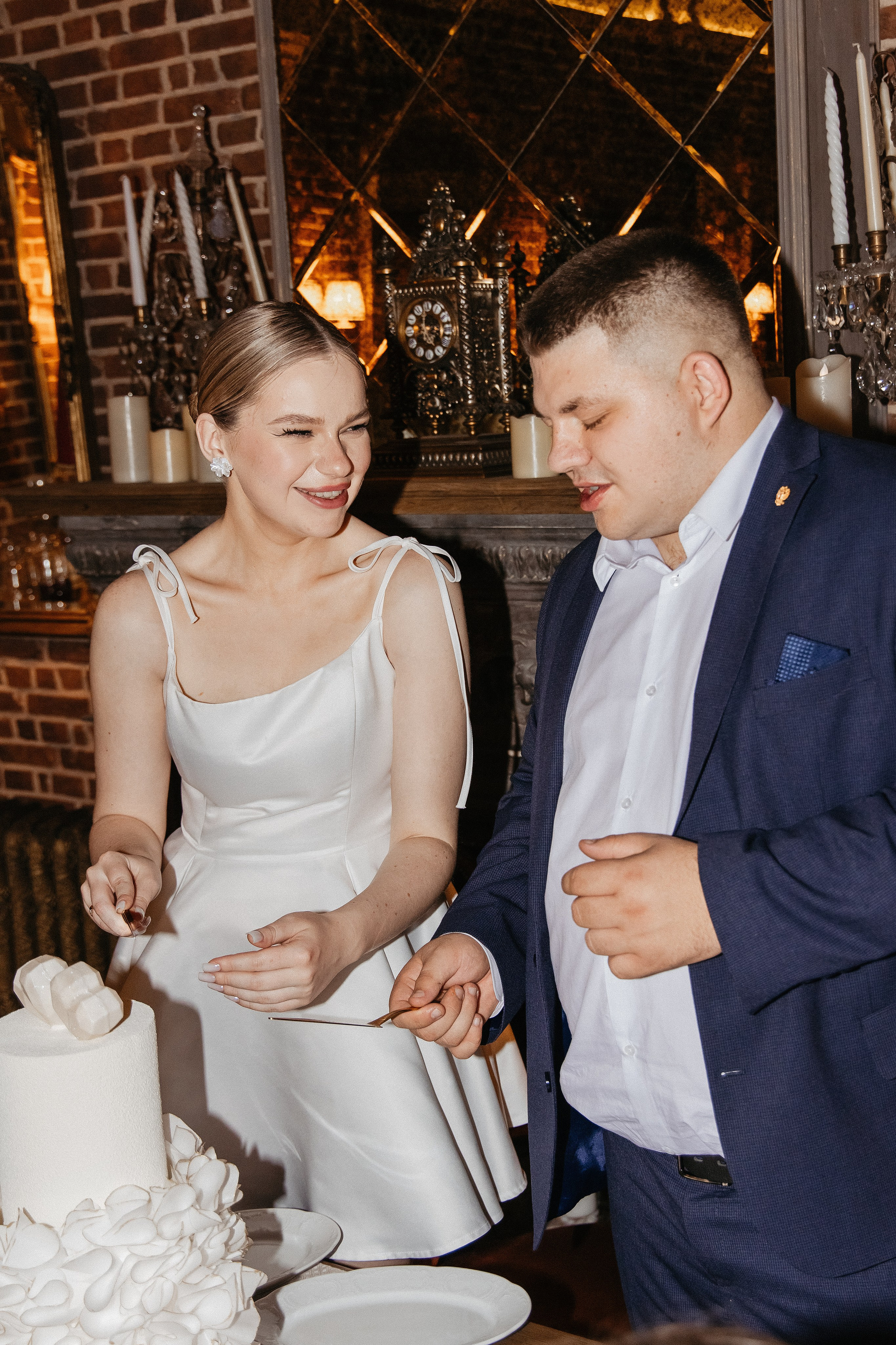 Ресторан Фонд культуры|Всеволод и Дарья. Свадебный фотограф Челябинск Зиненко Виктория