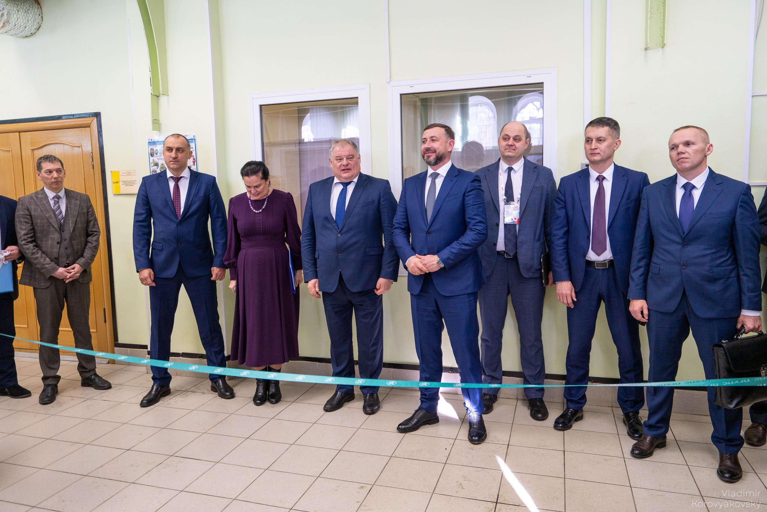 Открытие лабораторий. Фотограф Владимир Коровяковский