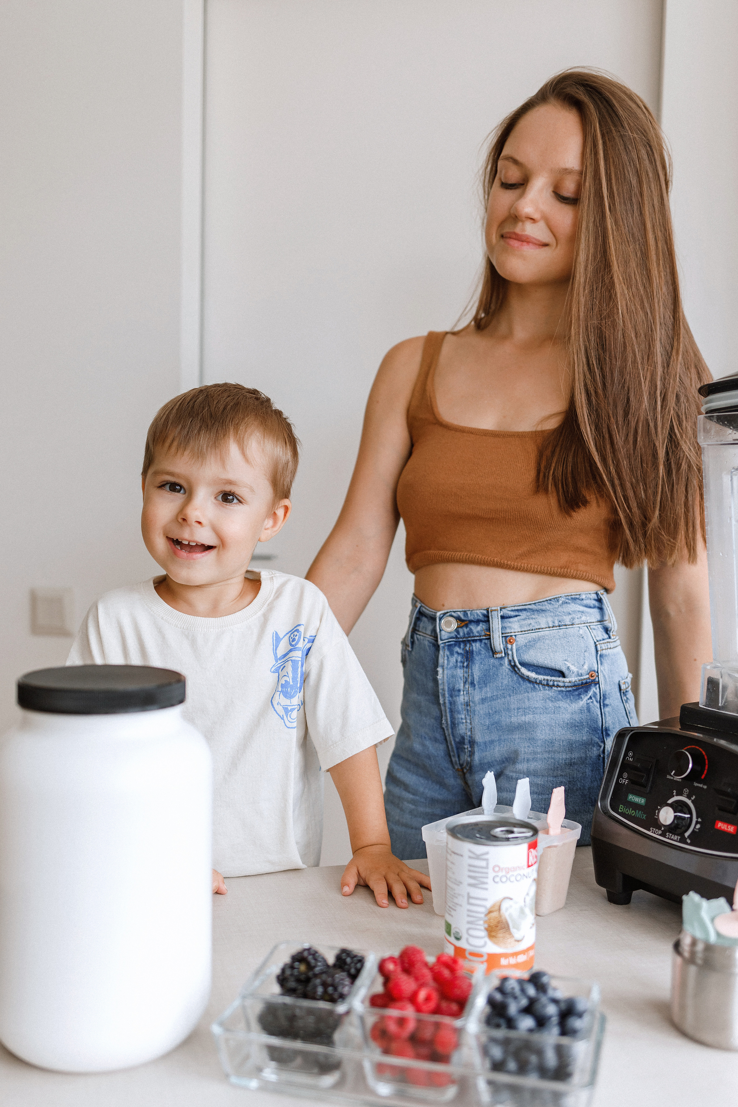 Контент-Съемка в домашних условиях. Семейный фотограф в Минске Сонила Ужва