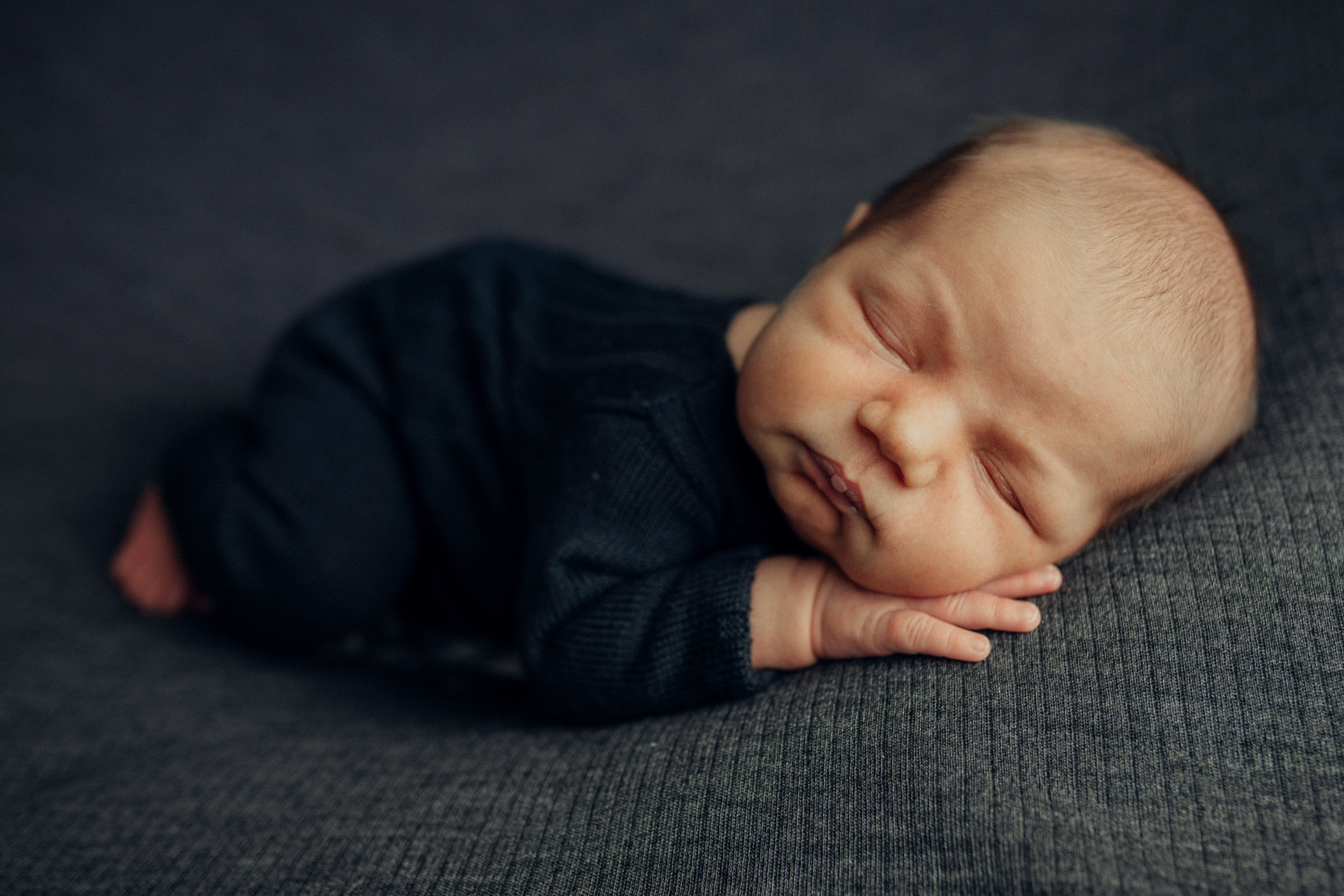 Оливер. Фотограф новорожденных во Владимире