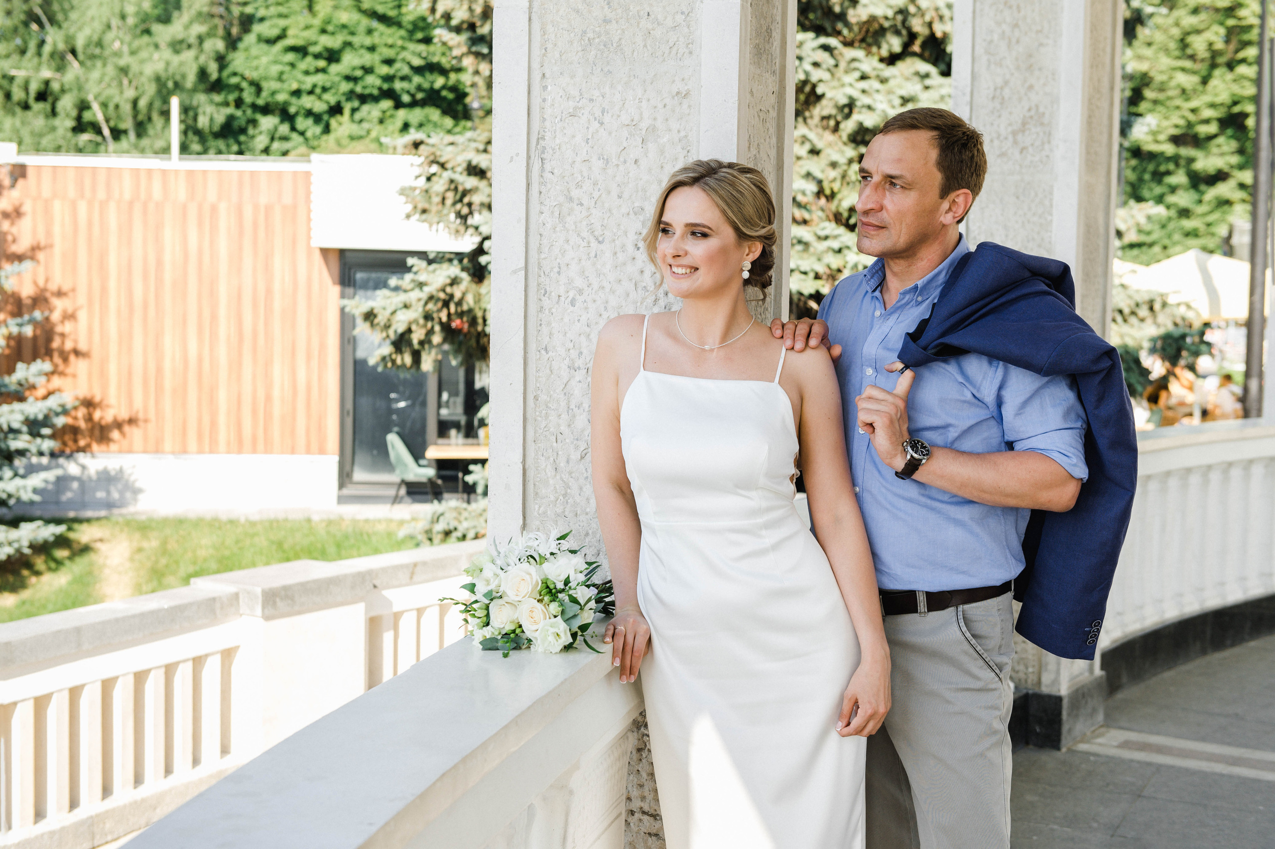 Свадебная прогулка на речном вокзале. Семейный и свадебный фотограф в Москве Татьяна Николаева