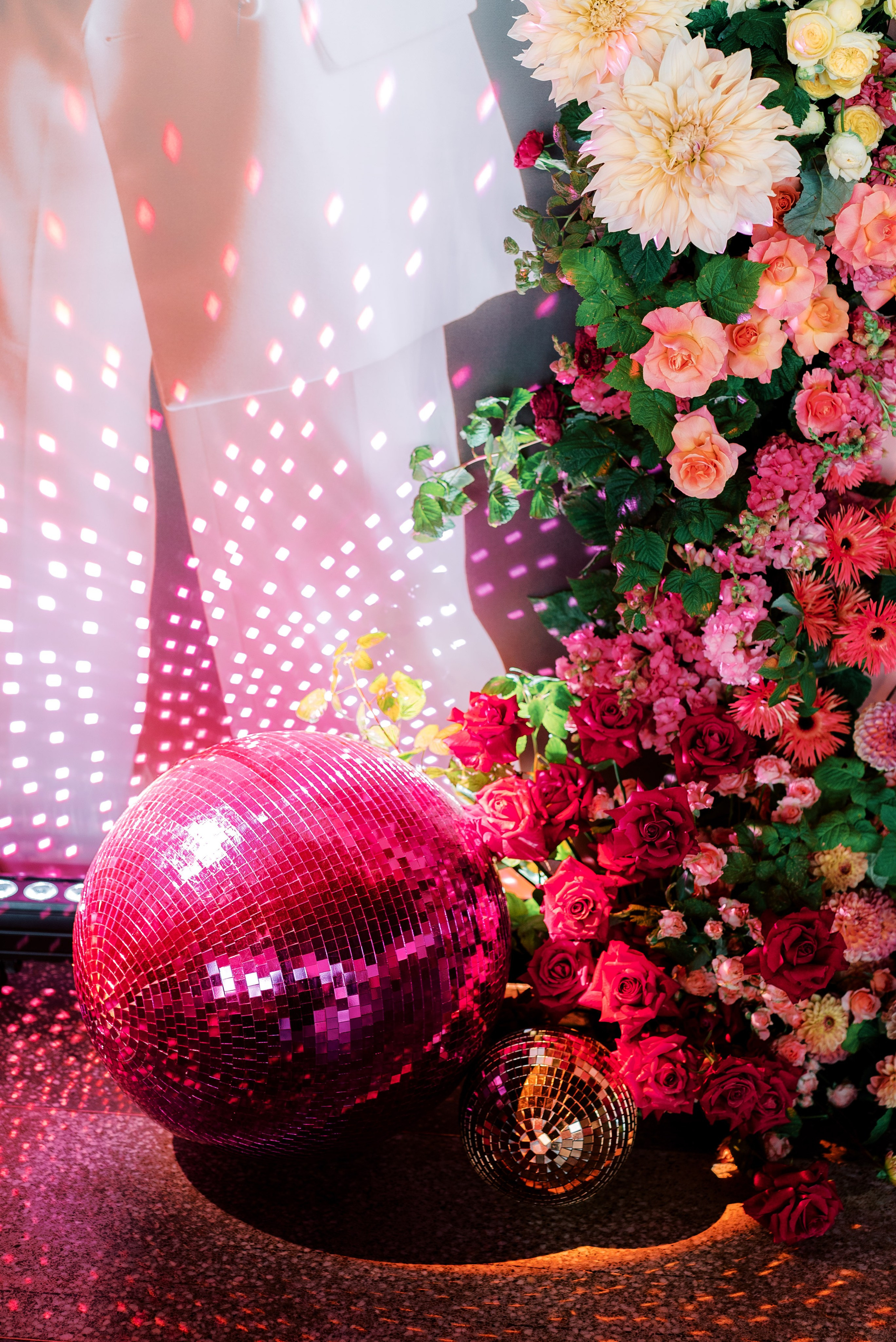 Юбилей в Воробьевы холл. Kirillova Studio — мастерская декора и событий Юли Кирилловой