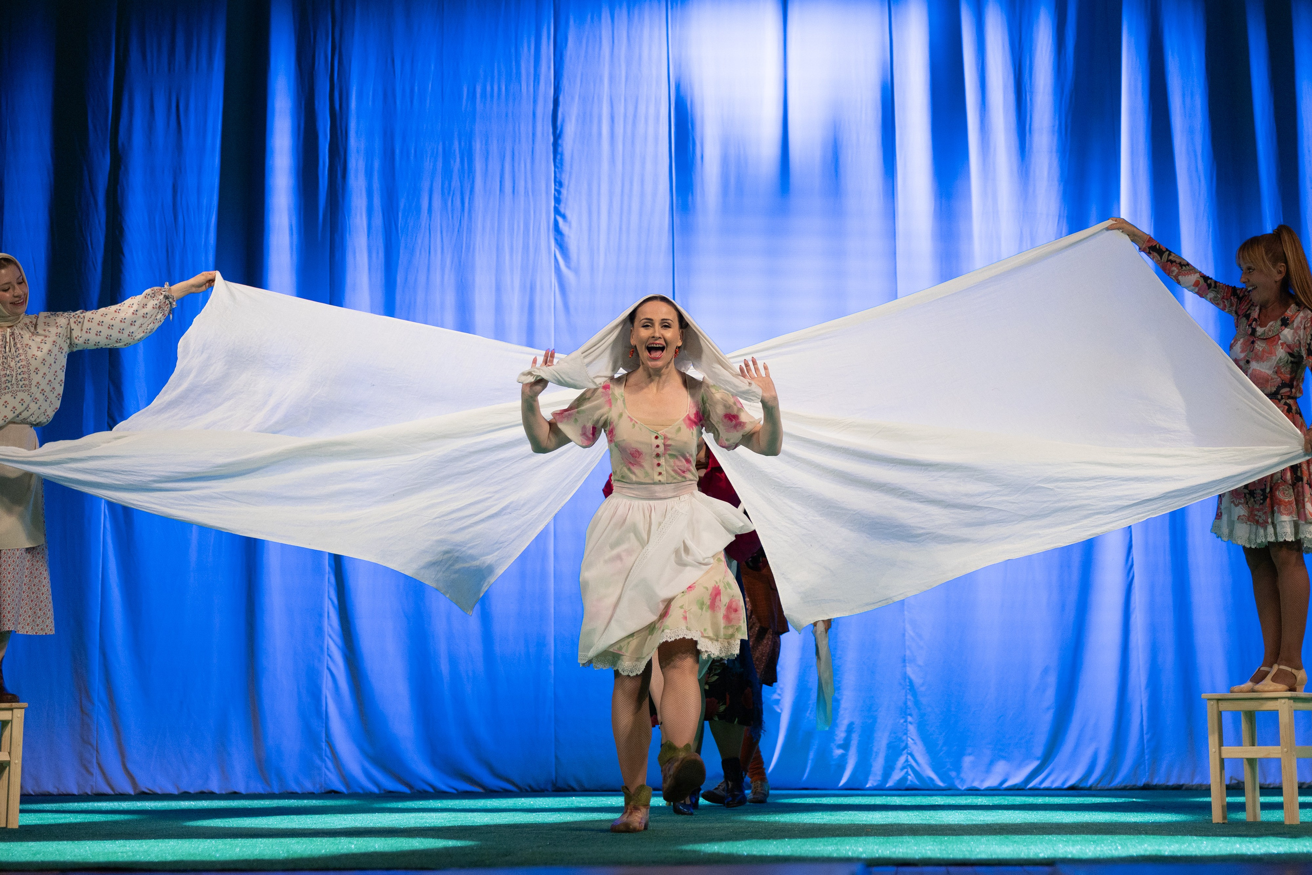 Спектакль Егора Дружинина «Всюду жизнь»