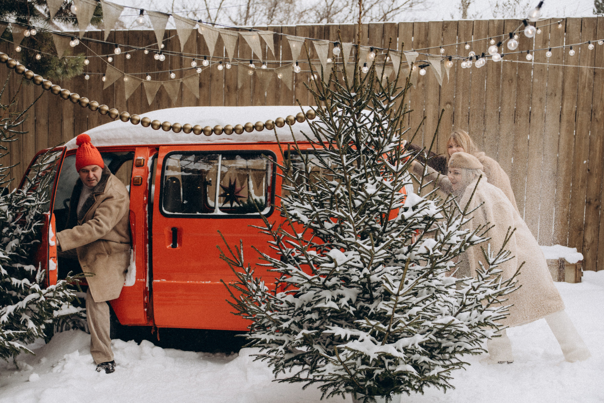 Кристина, Слава, Злата