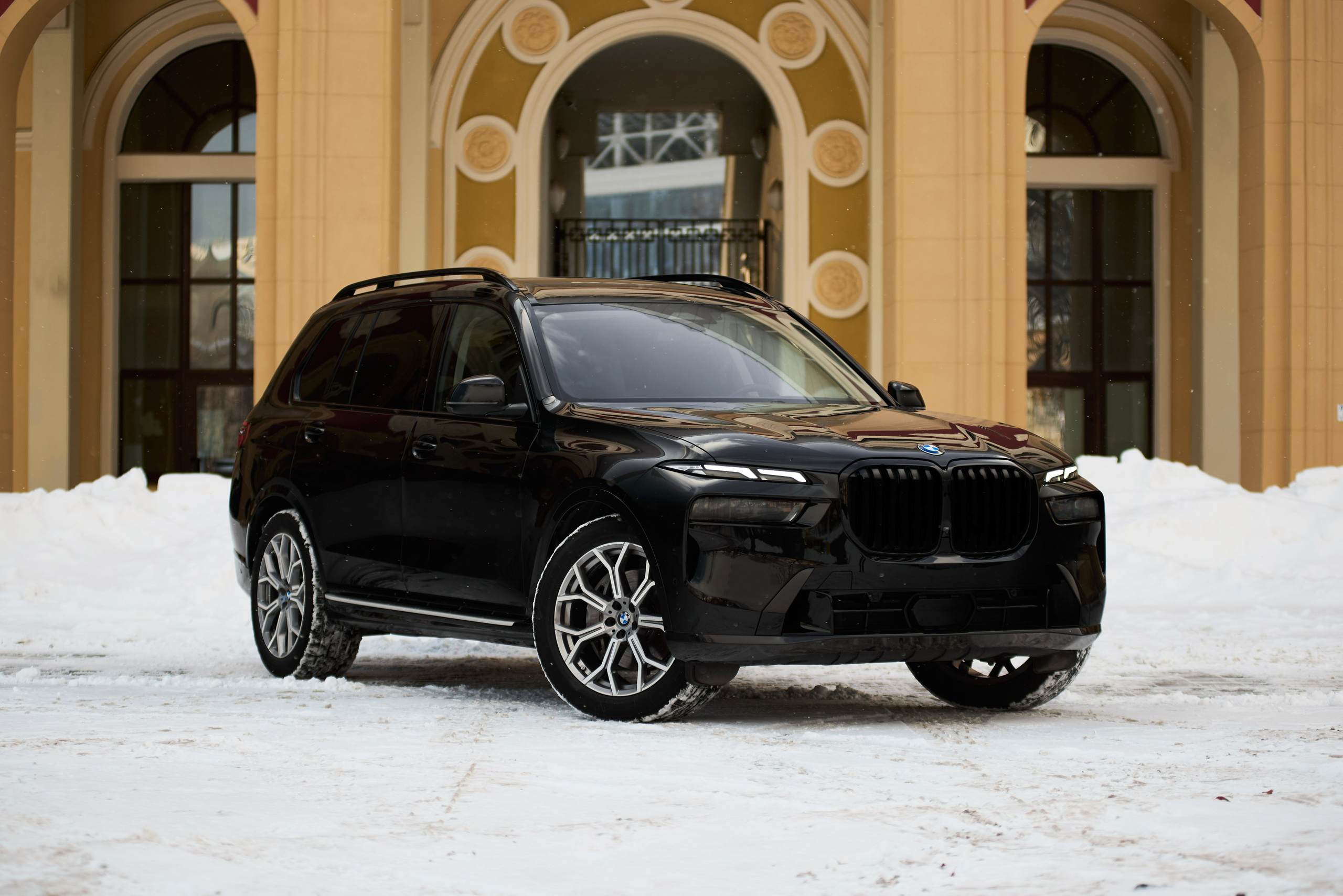BMW X7. Автомобильный и интерьерный фотограф в Минске Александр Тагаев