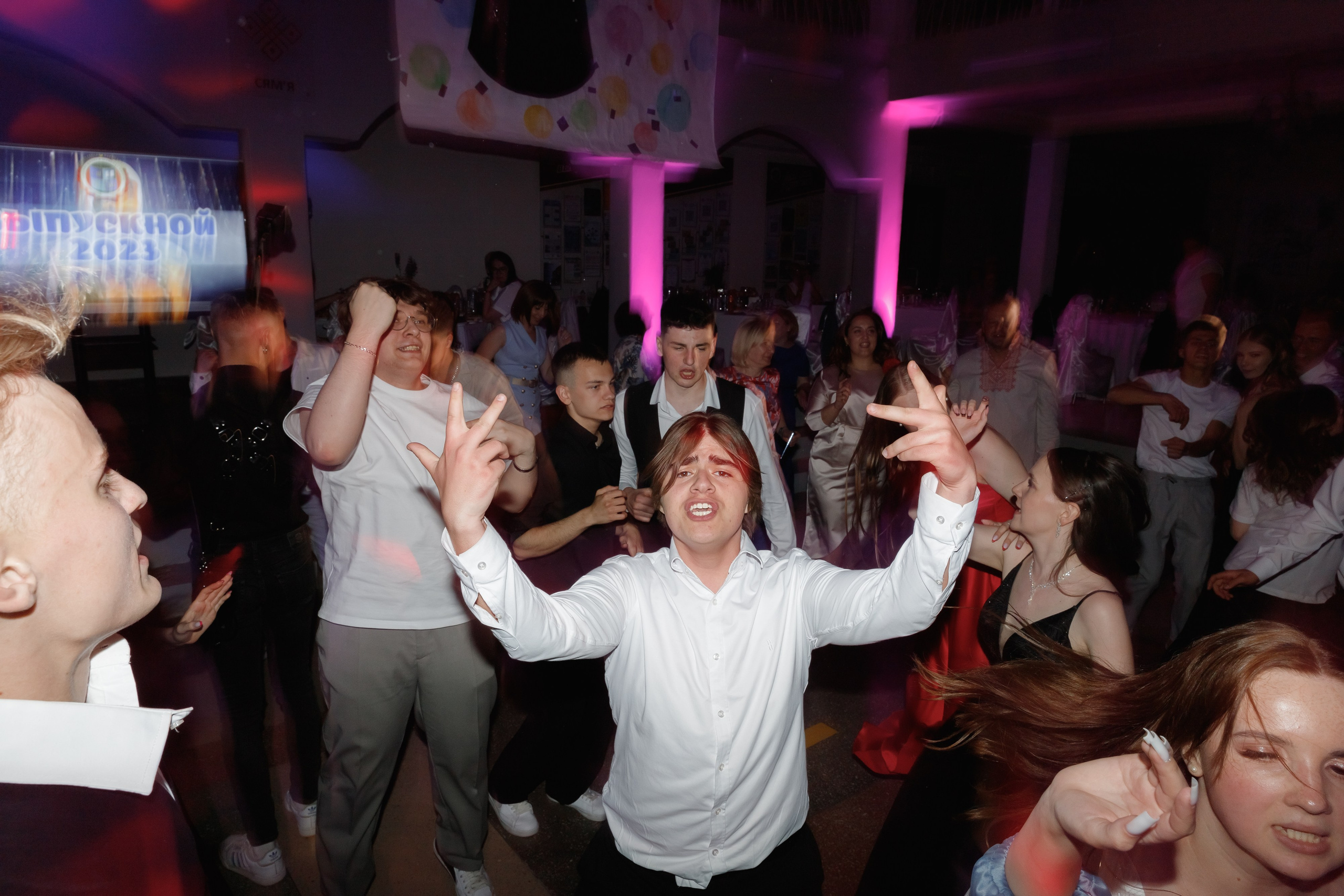 Школьный выпускной 2023 год в Минске. Свадебный фотограф в Минске/Беларуси Сергей Спиридонов