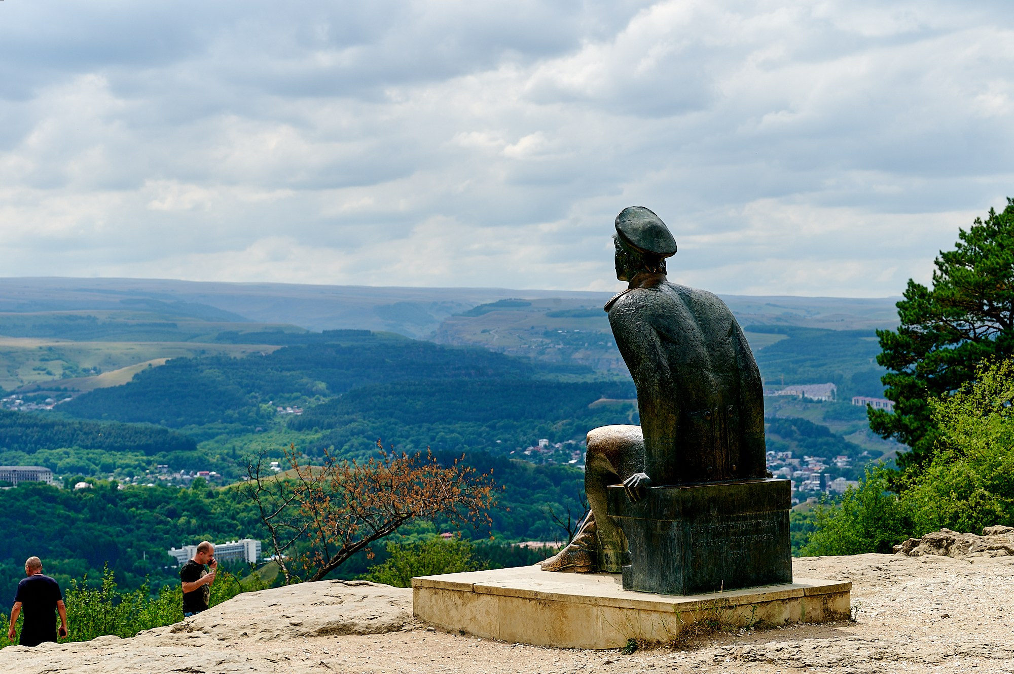 Кисловодск, Россия. Август 2024. Фотографии отовсюду и обо всем