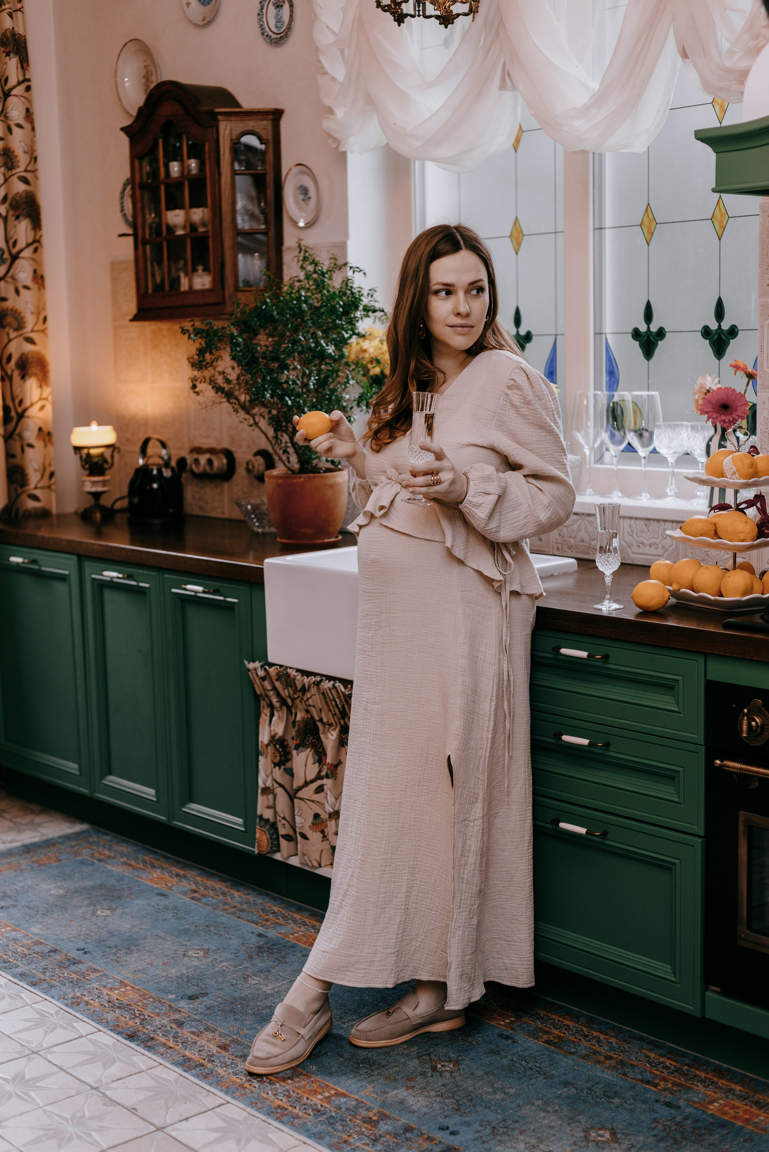 На фото уже трое…. Свадебный и репортажный фотограф рилсмейкер Москва Сочи Виктория Славнова