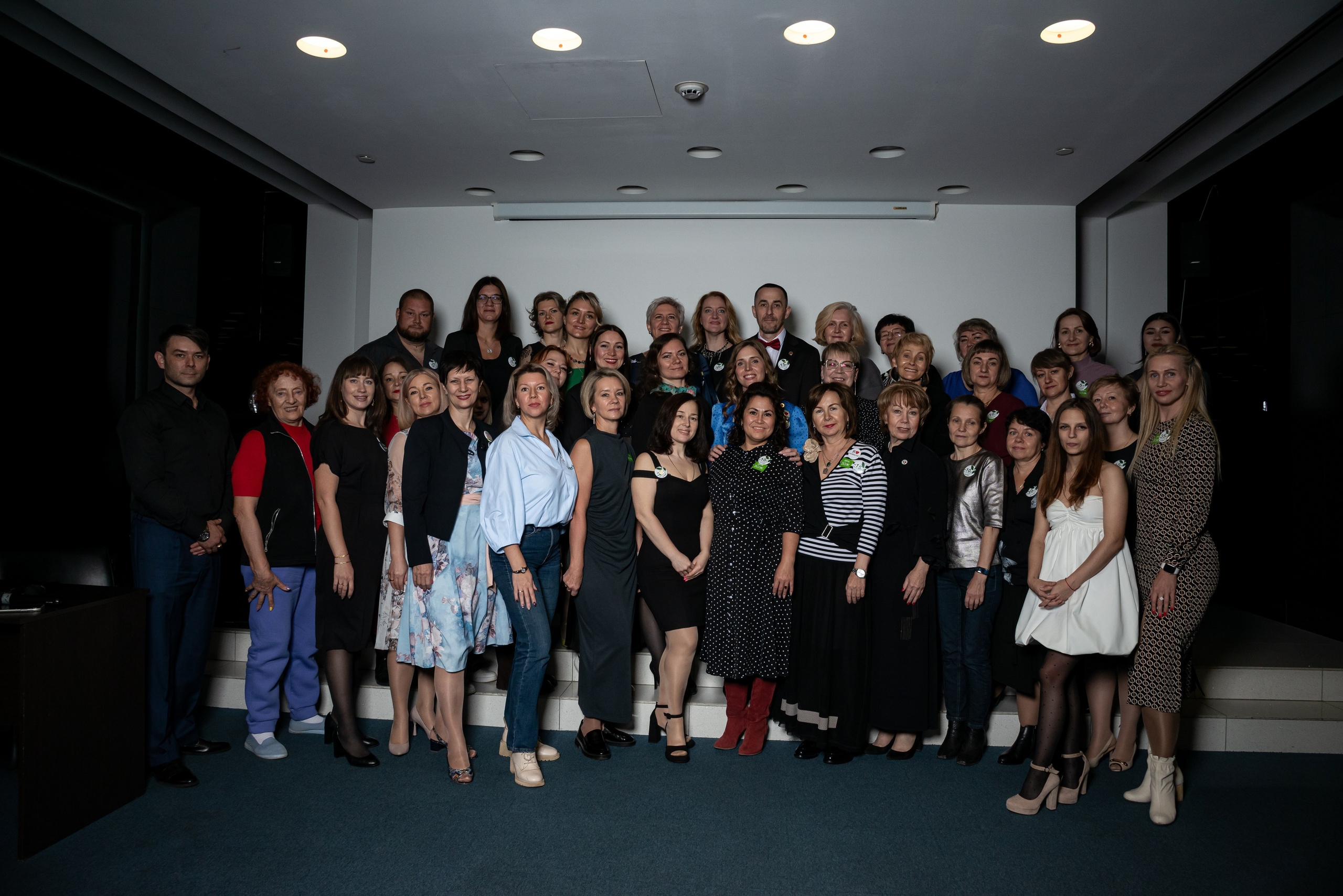 Корпоративные, Юбилейные, выпускные (школа, садик)фотосессии. Фотография — это миг, который фиксирует вечность