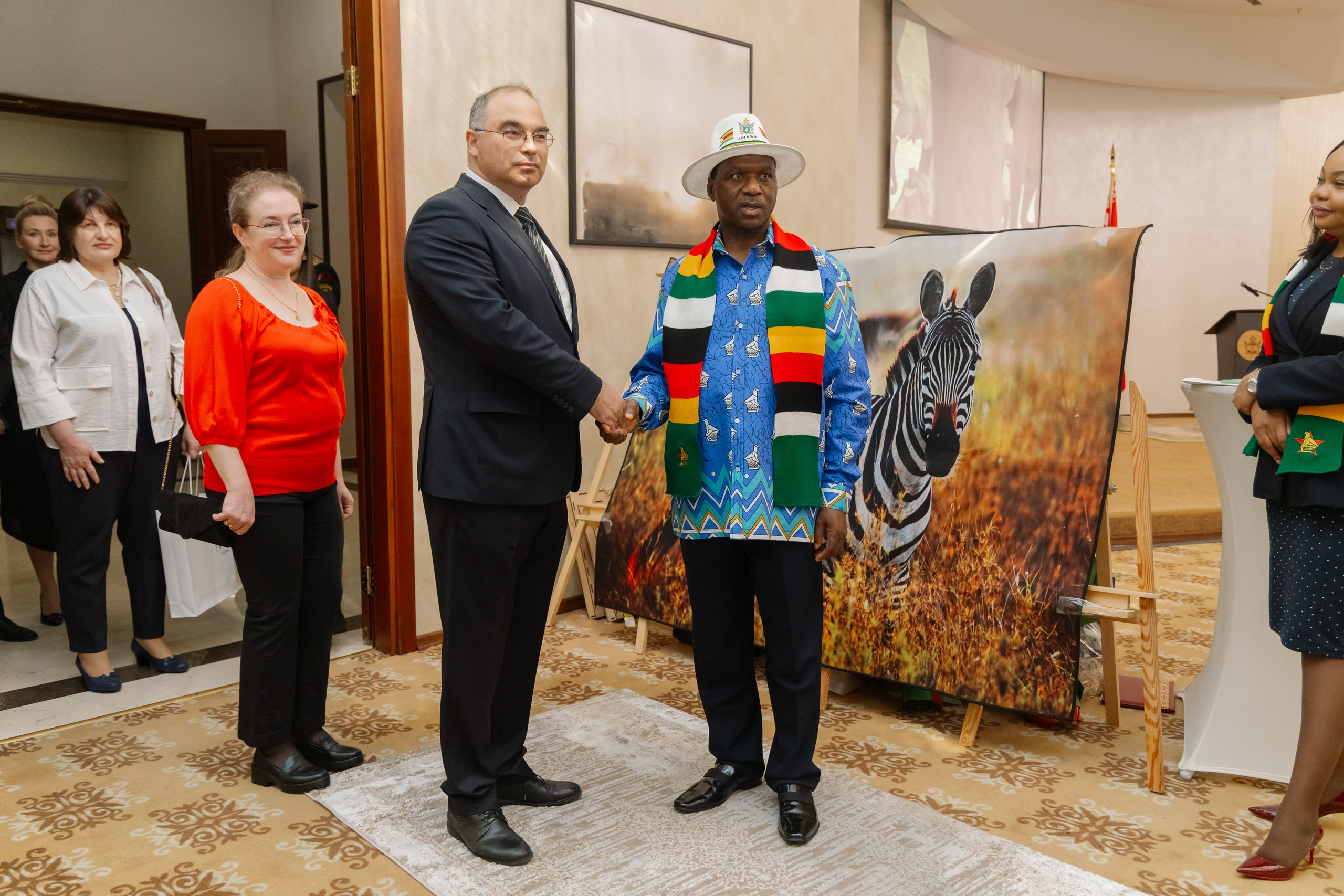 Фотосъемка делегации Посольства Зимбабве в Минске. Свадебный фотограф в Минске/Беларуси Сергей Спиридонов