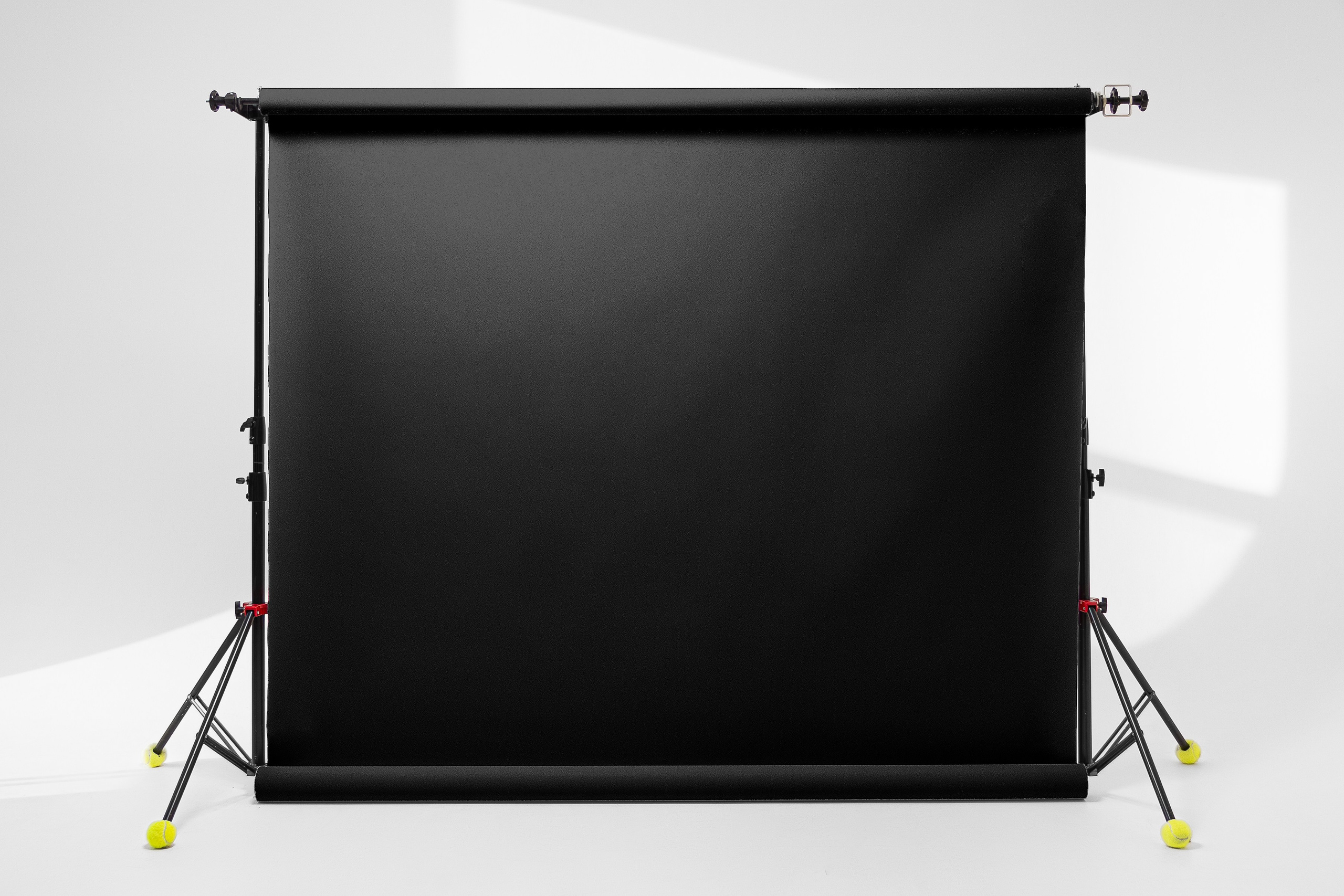 Аренда фотостудия с циклорамой в Сочи — FASHIONprod, 1000 ₽/час. Стрит съемки для маркетплейсов в Сочи | ИИ контент | fashionprod