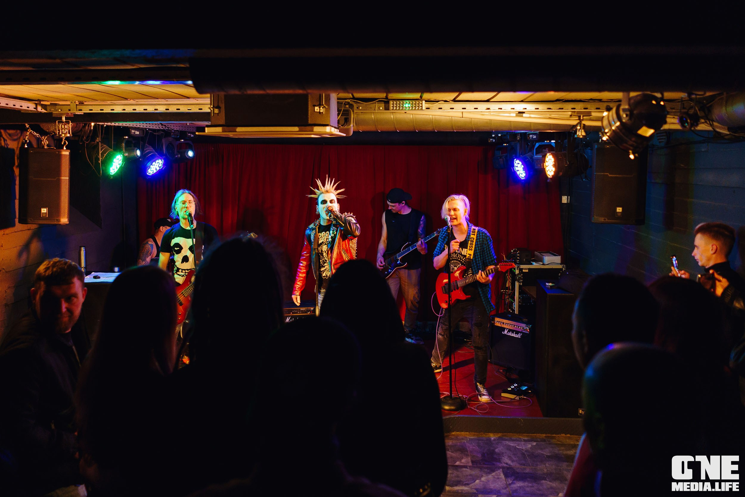 Фоторепортаж с концерта Король и Шут. One Media Life: фоторепортажи, фотоотчеты с мероприятий и заведений