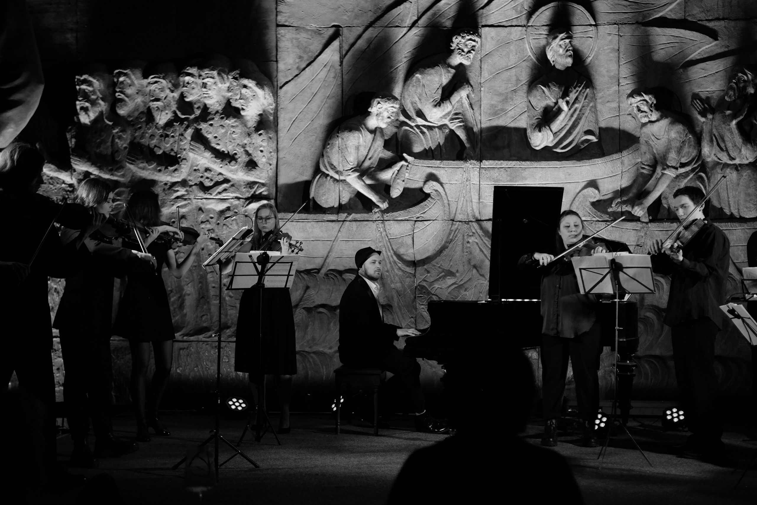 Classic music concerts at Cereteli`s Gallery/ Moscow/ 2023. Anna Fedo Photo