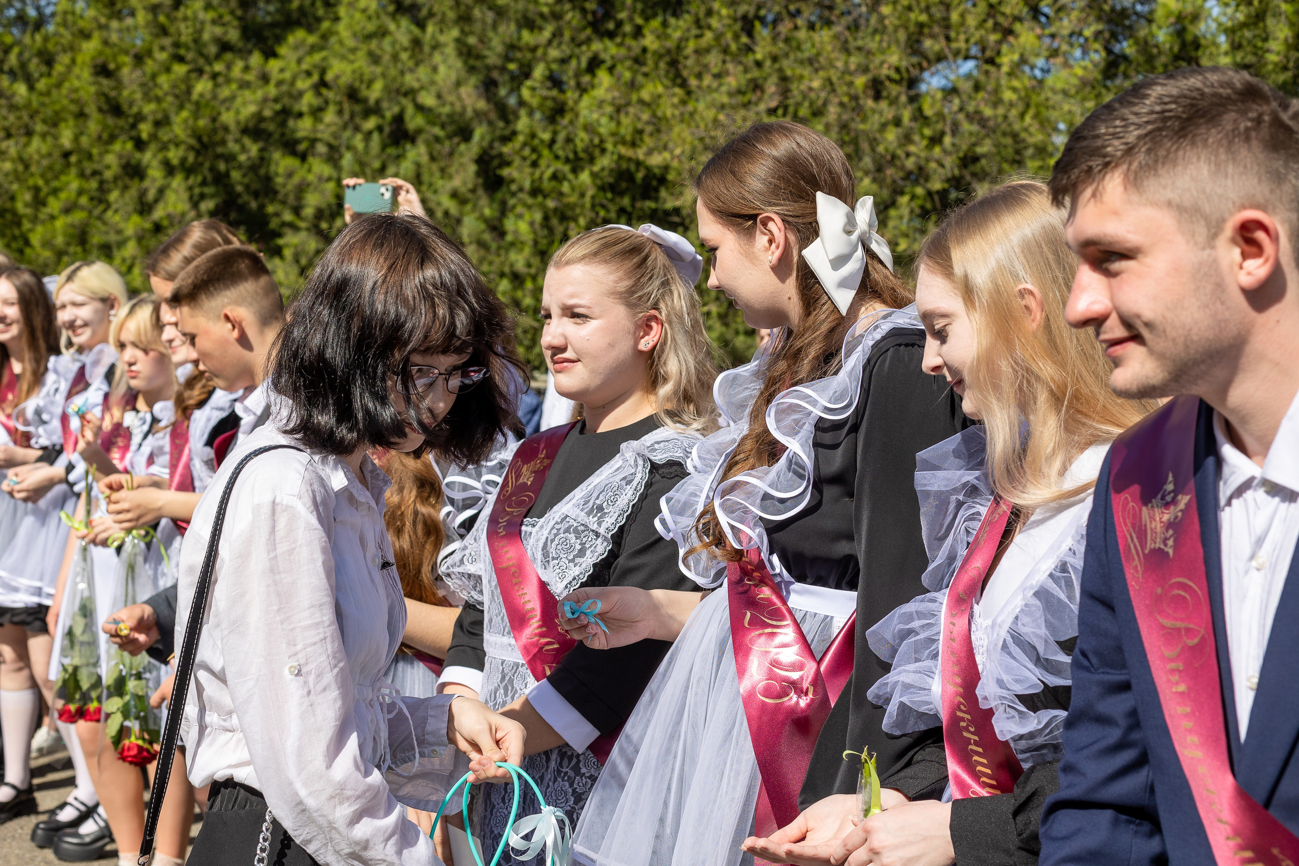 Последний звонок. Выпускные альбомы Майкоп, Краснодар Елена Золотарева