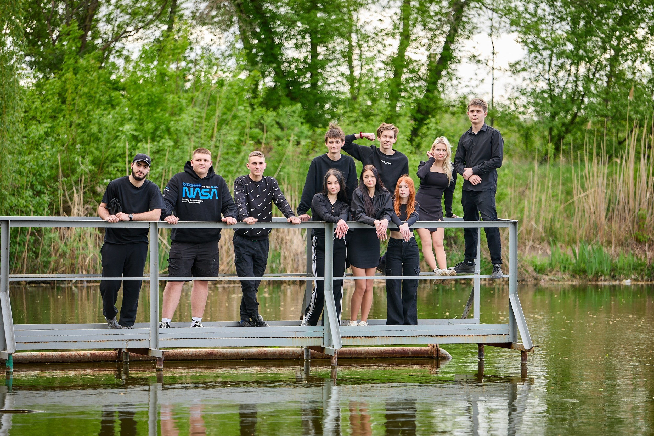 ШКОЛЬНИКИ. БОТСАД. Фотограф Татаринов Андрей (Донецк / Макеевка)
