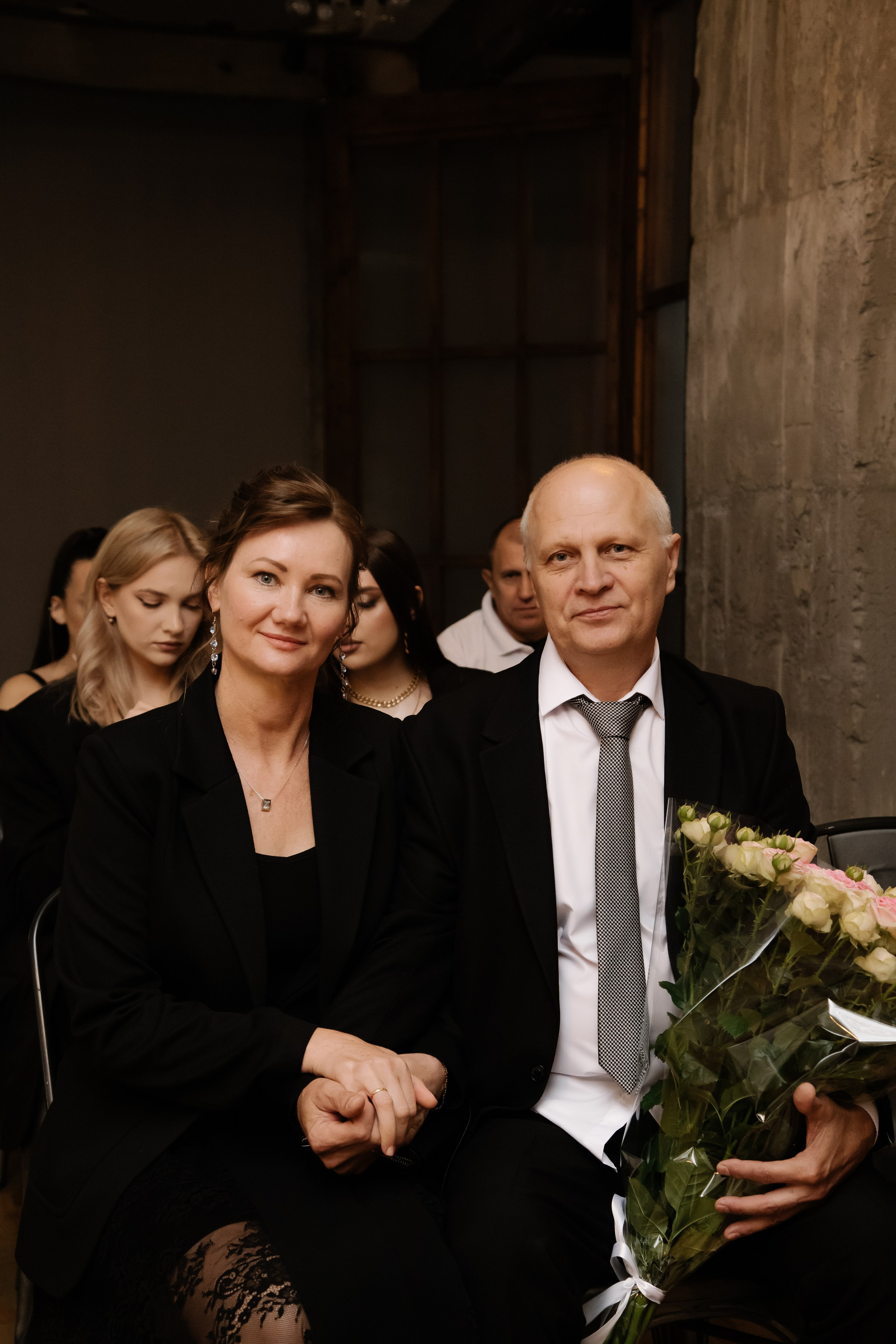 Цветочная локация. Свадебный фотограф Челябинск Полина Чеботарь