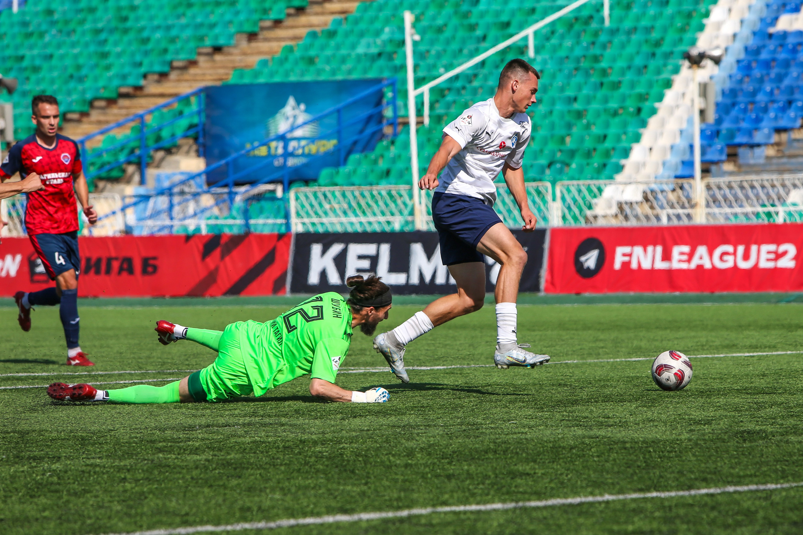 Крылья Советов — Уралец-ТС. Вторая Лига «Дивизион Б». Спортивный фотограф в Самаре