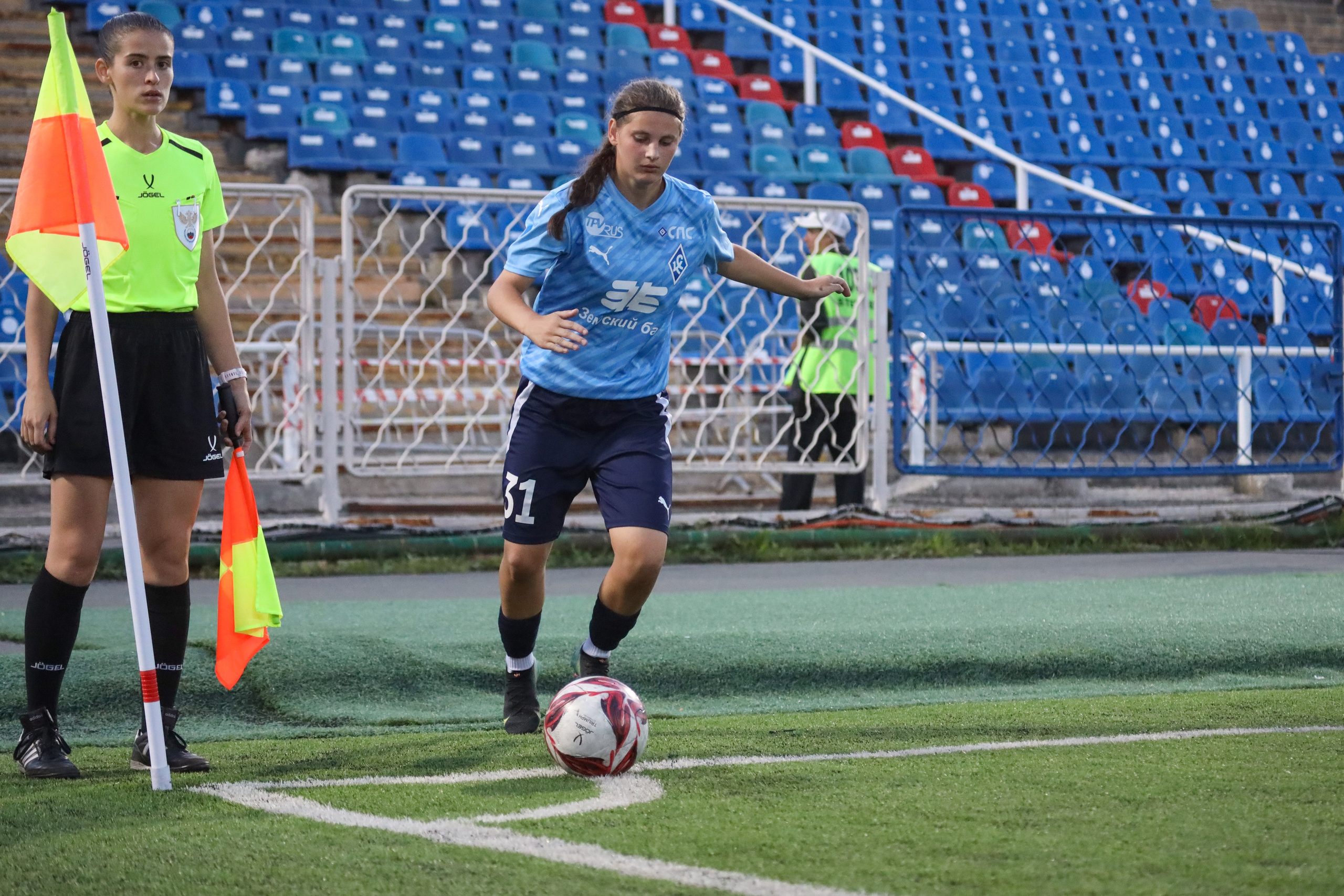 Крылья Советов — Мастер-Сатурн. Молодежная лига по футболу среди женских команд. Спортивный фотограф в Самаре