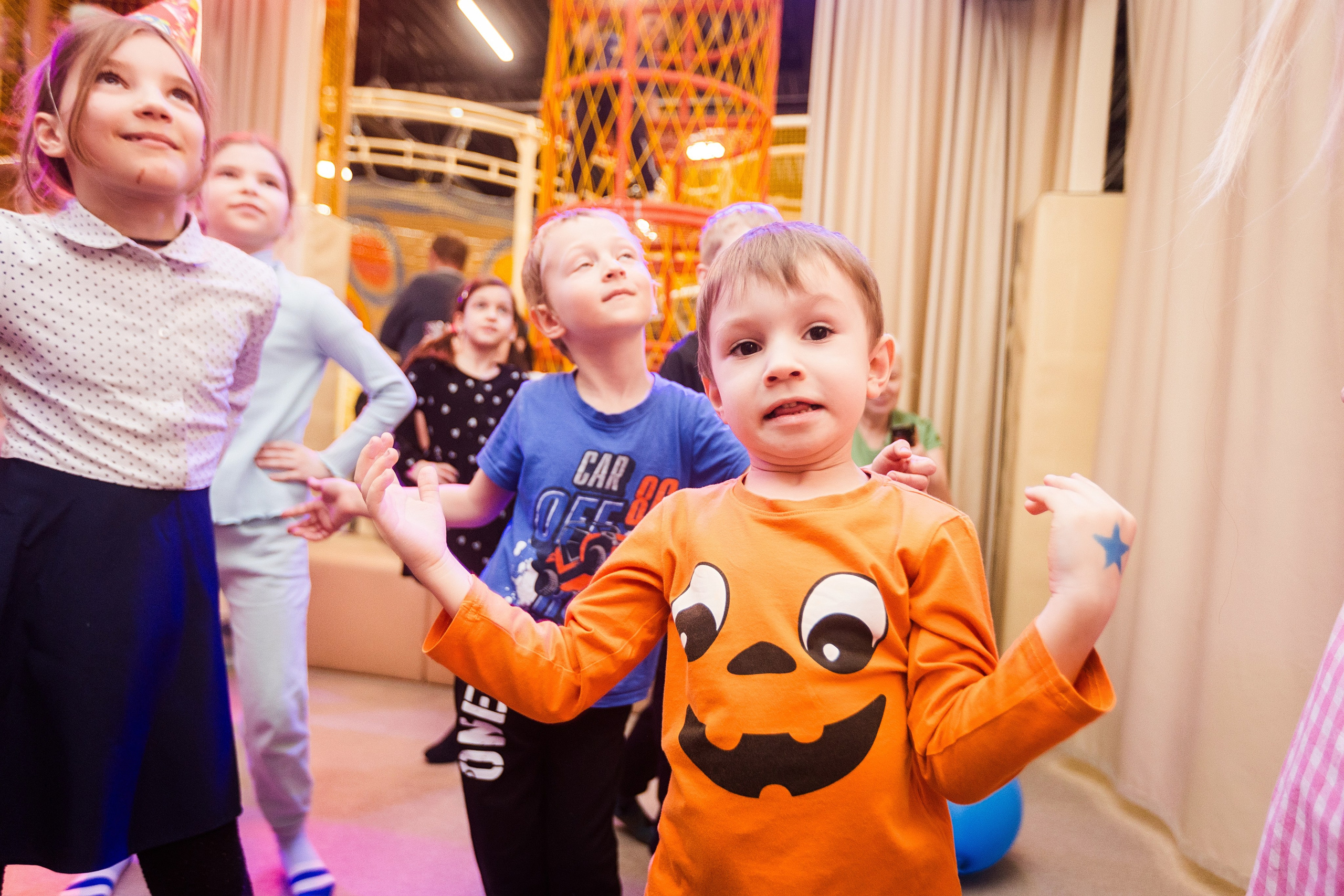 День рождения Арлекина. Детский фотограф видеограф в Хабаровске Михаил Орлов