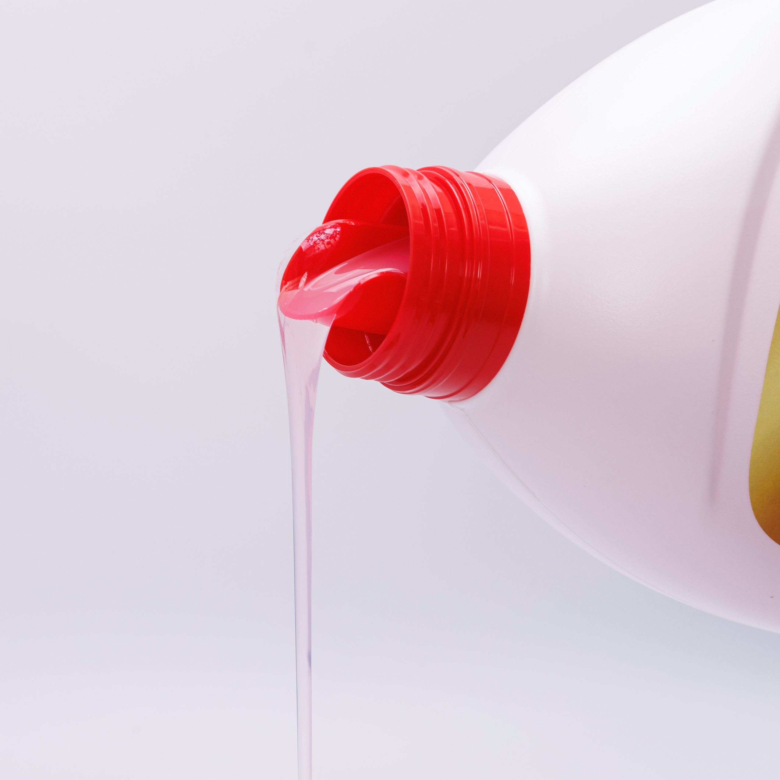 Предметная съёмка на белом фоне. Главная