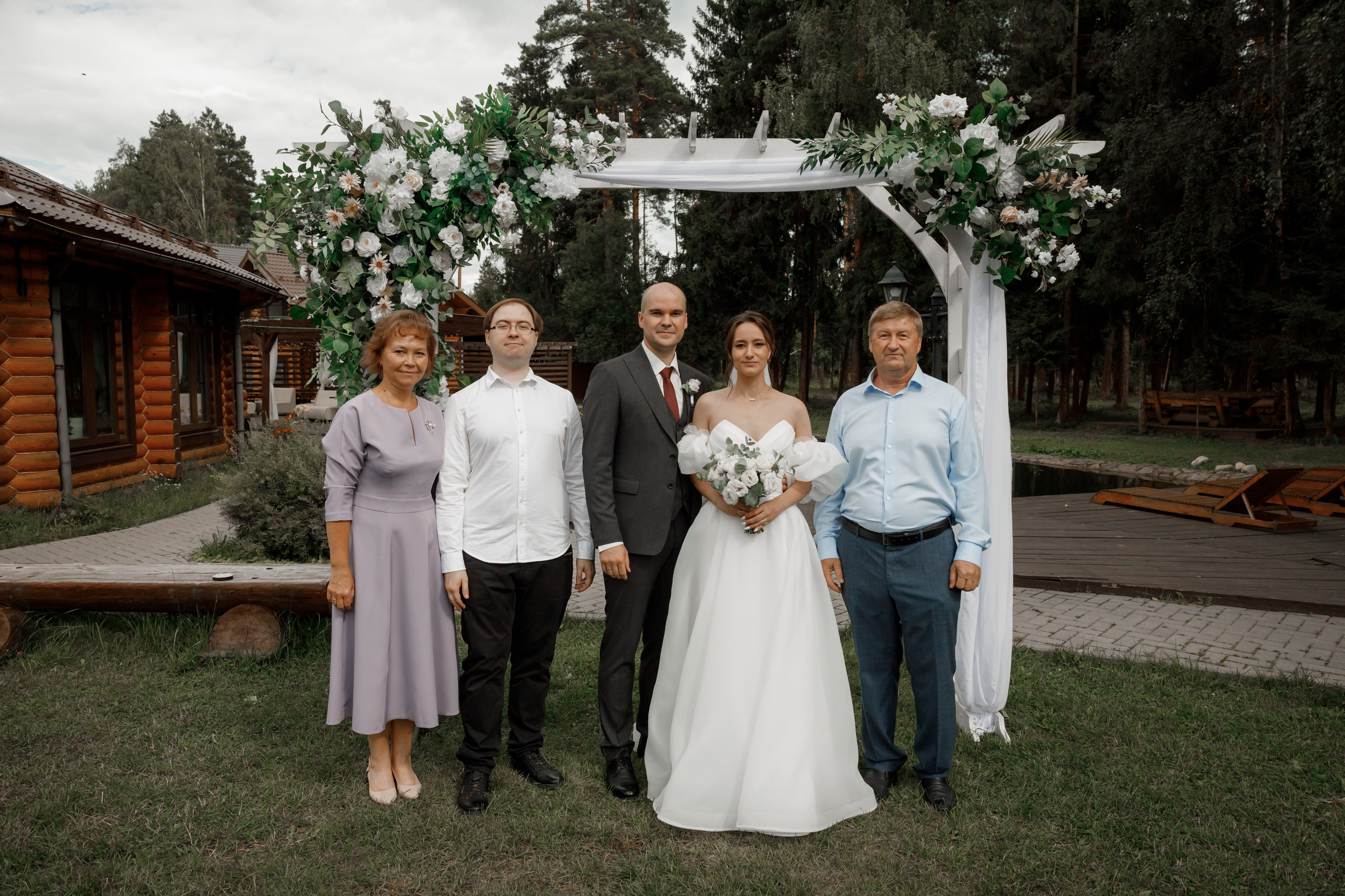 Полина и Дмитрий, загородный клуб «Барин», ЗАГС в г. Пушкино. Свадебный и репортажный фотограф (Москва, Королев и другие)