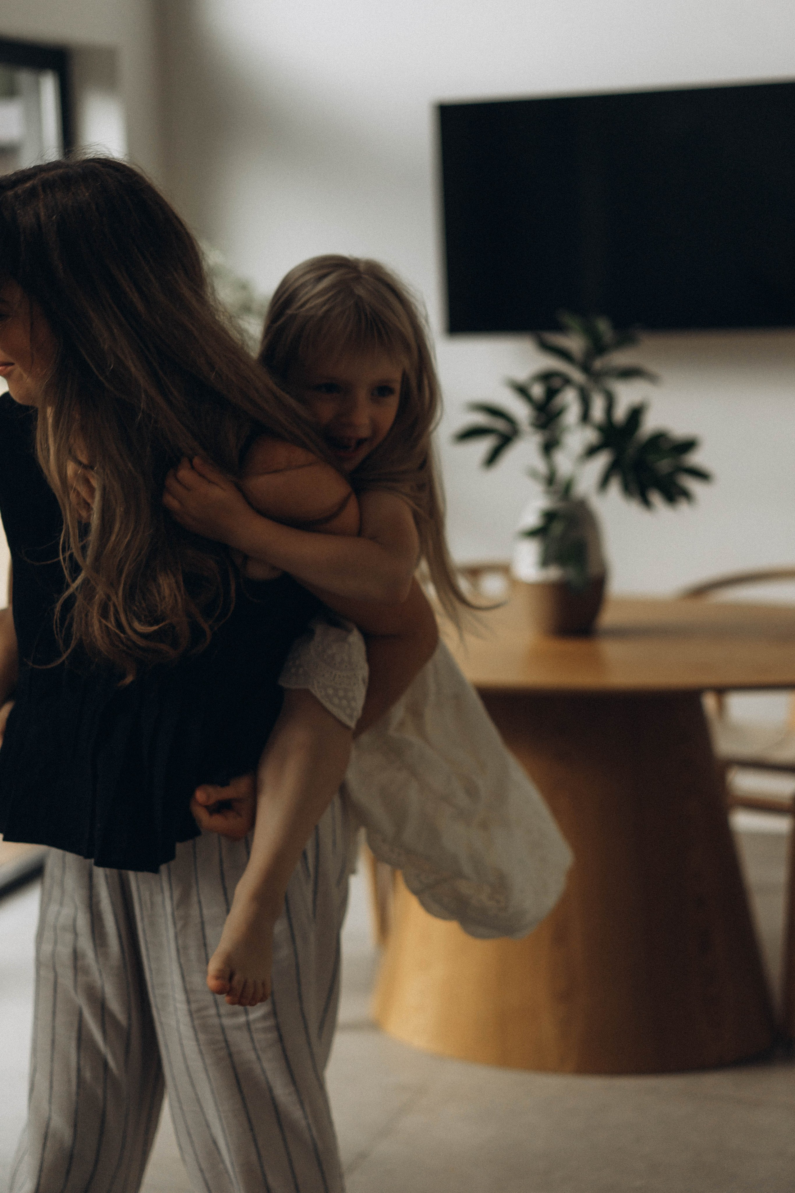 Фотосессия домашняя мама и дочка. Фотограф Екатеринбург Кокшарова Александра