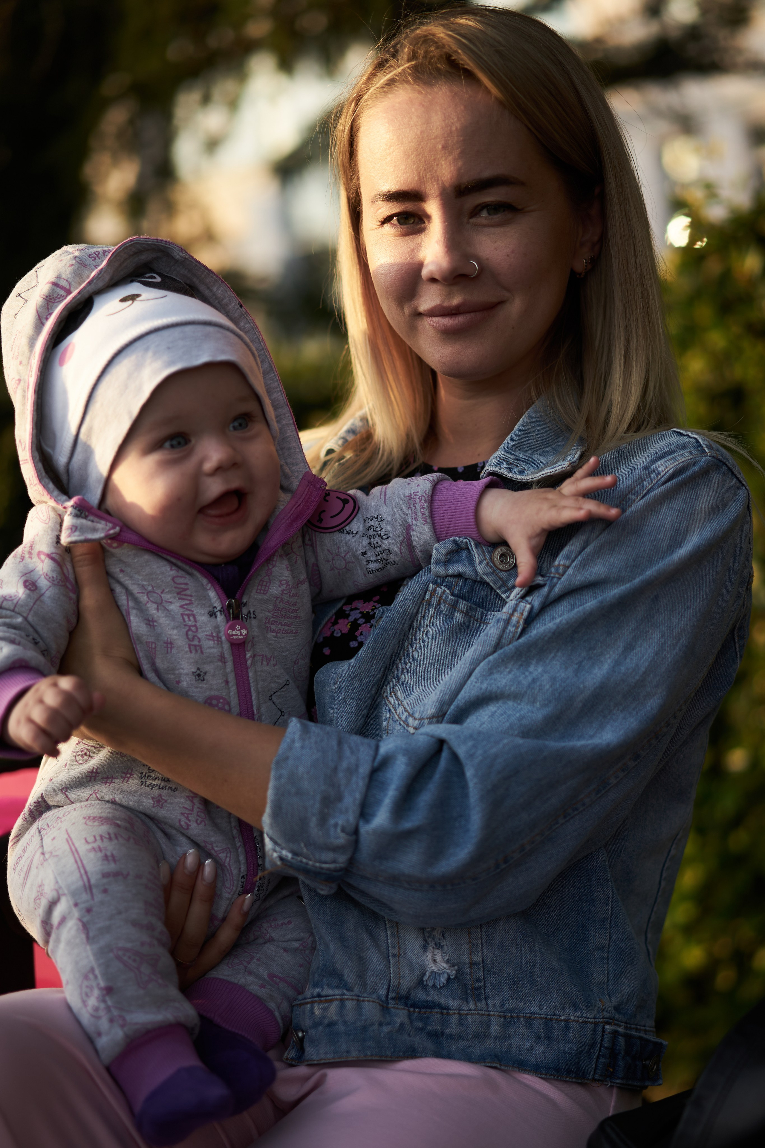 Семейная фотосессия летом на улице. Фотограф Екатеринбург Кокшарова Александра