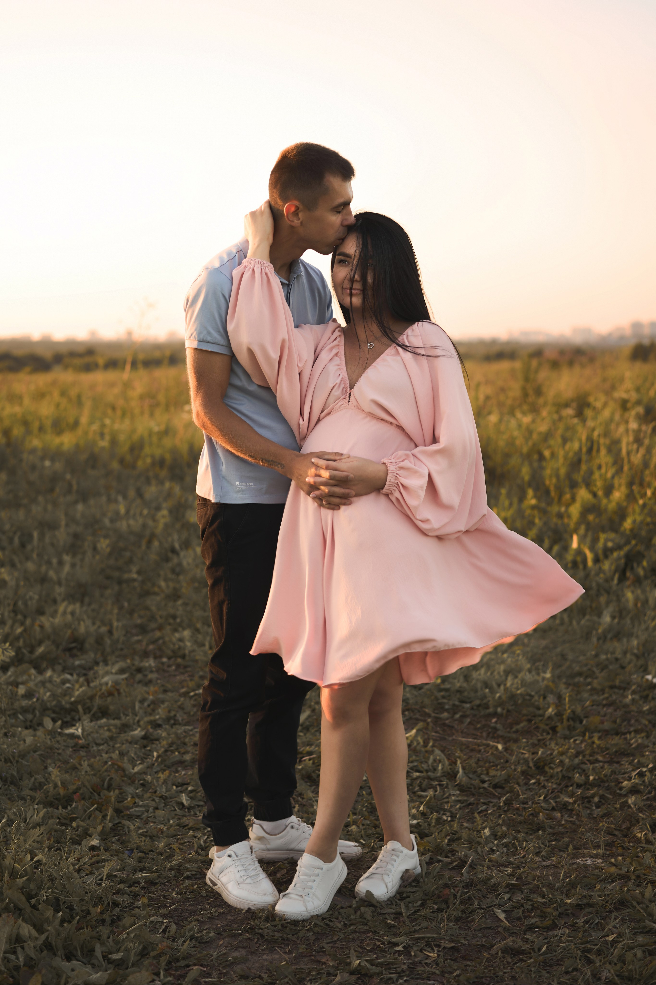 Семейная фотосессия беременность на закате. Фотограф Екатеринбург Кокшарова Александра