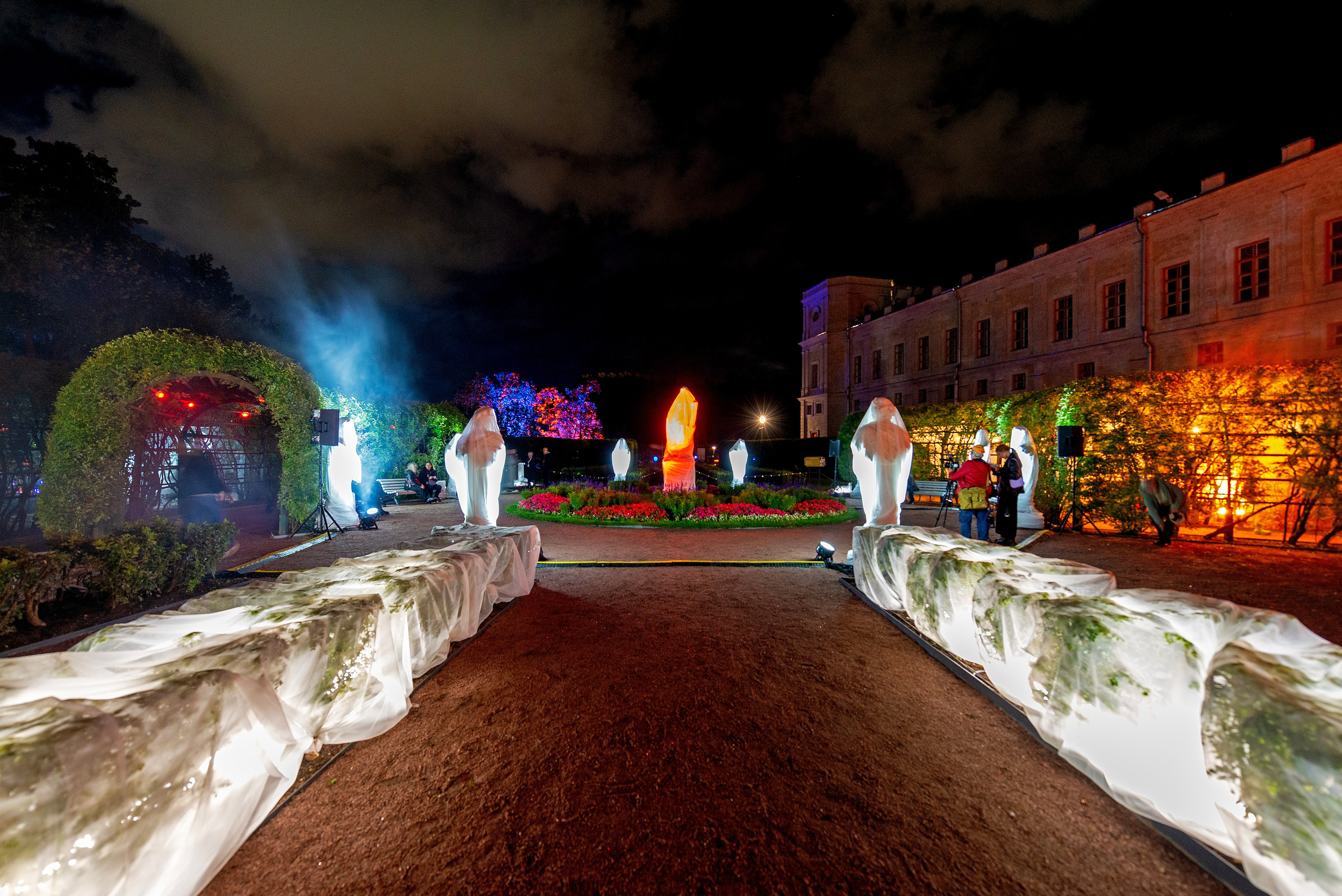 Reportage Photography. Business Reportage. Aviation photographer. From the past to the future of aviation through photography