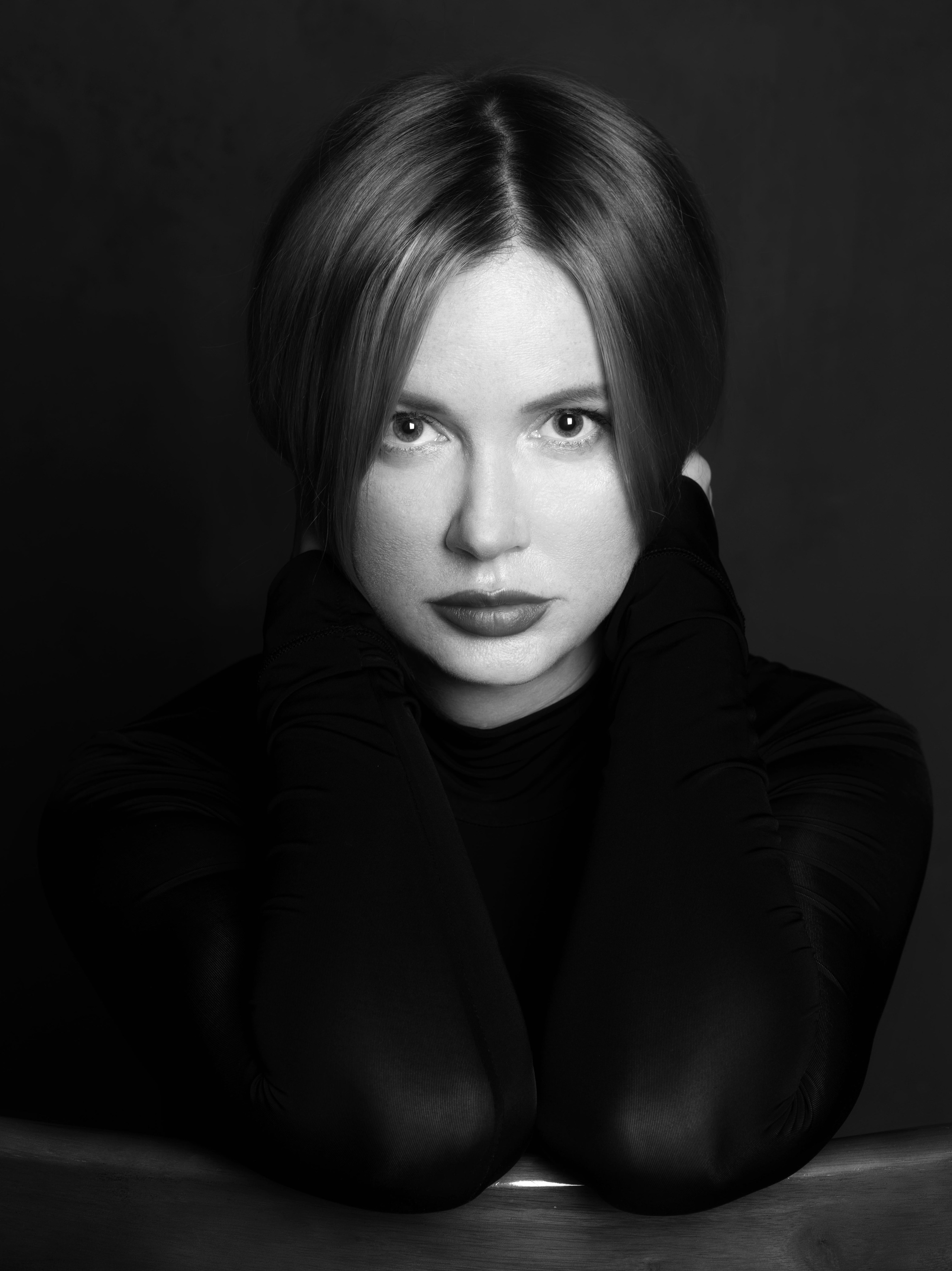 Портфолио «Монохром». Проект «Монохром»