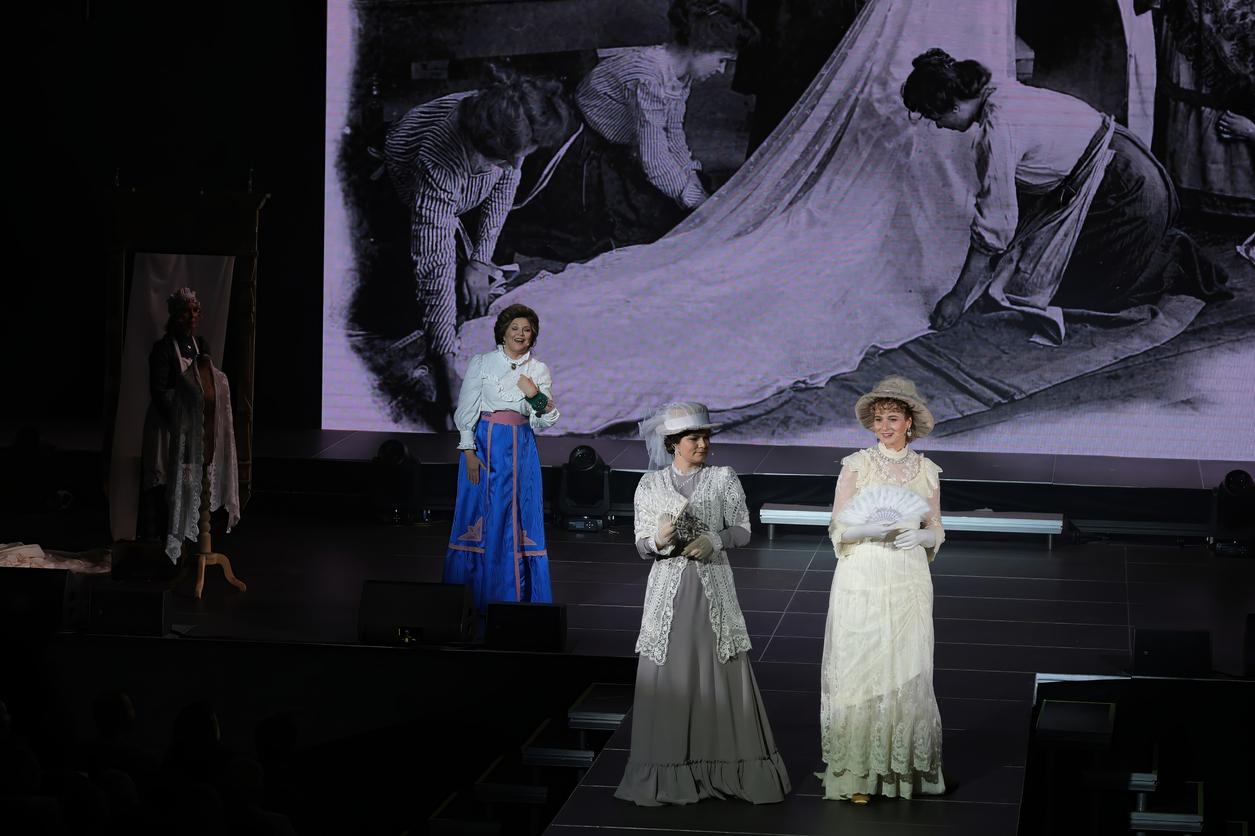 Подиумный спектакль «Стиль Надежды». Добро пожаловать в студию «Цифровой скульптор»  где искусство встречается с технологиями!