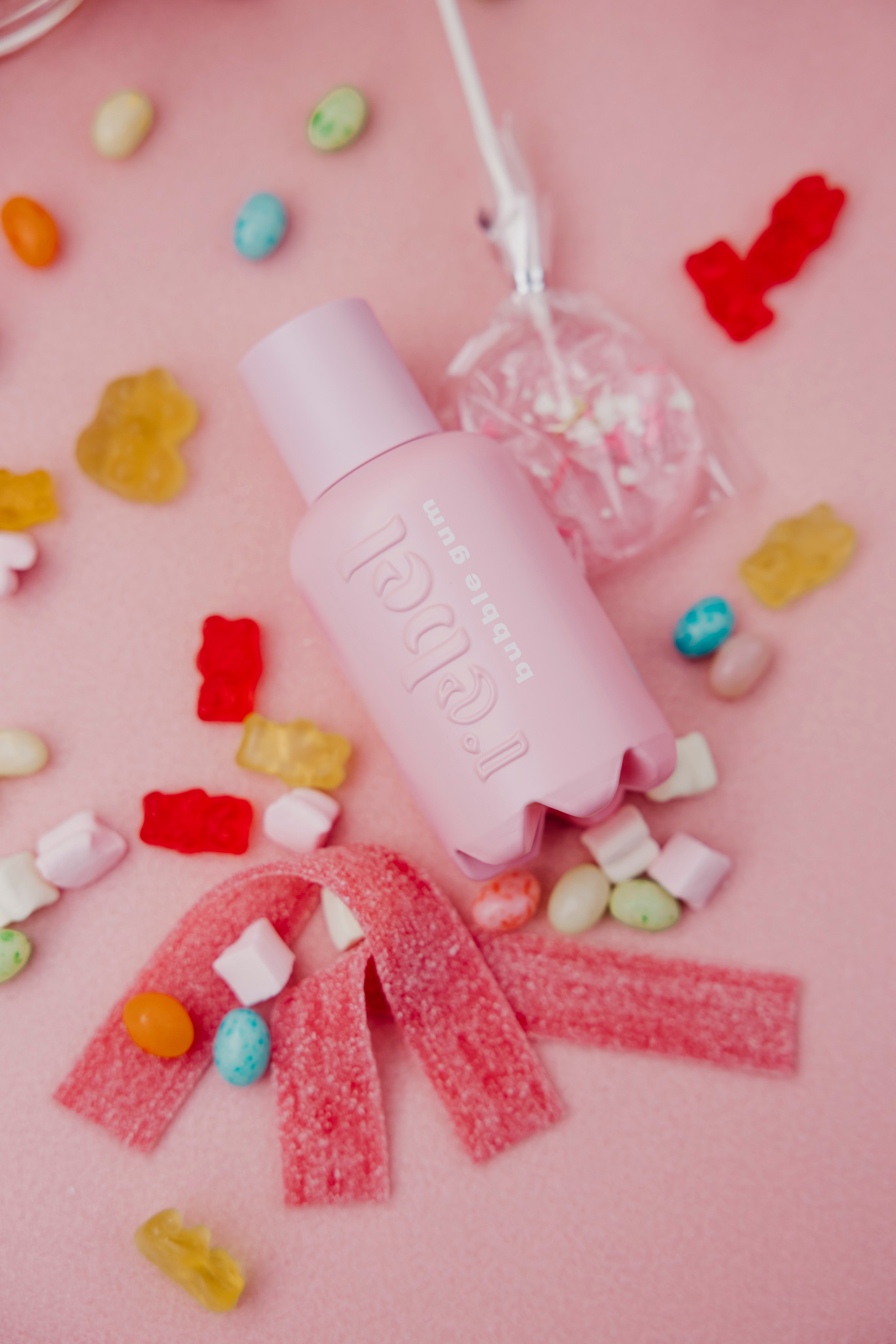 «Rebel» by «Molecule». «Птичка на проводе»: информационный портал в Москве