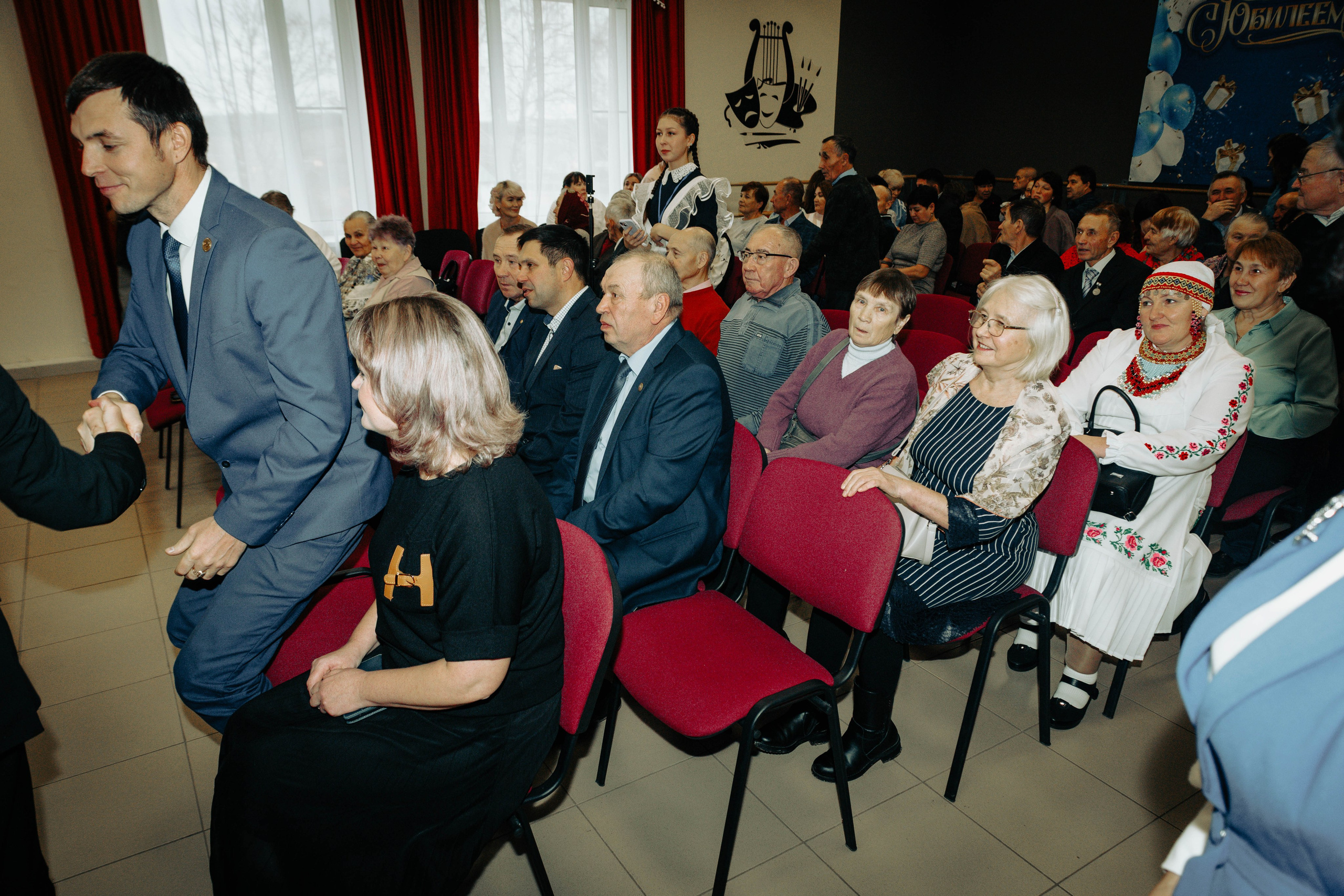 МБОУ «НОВОЧУРАШЕВСКАЯ СОШ». Фотограф г. Чебоксары Николай Фадеев