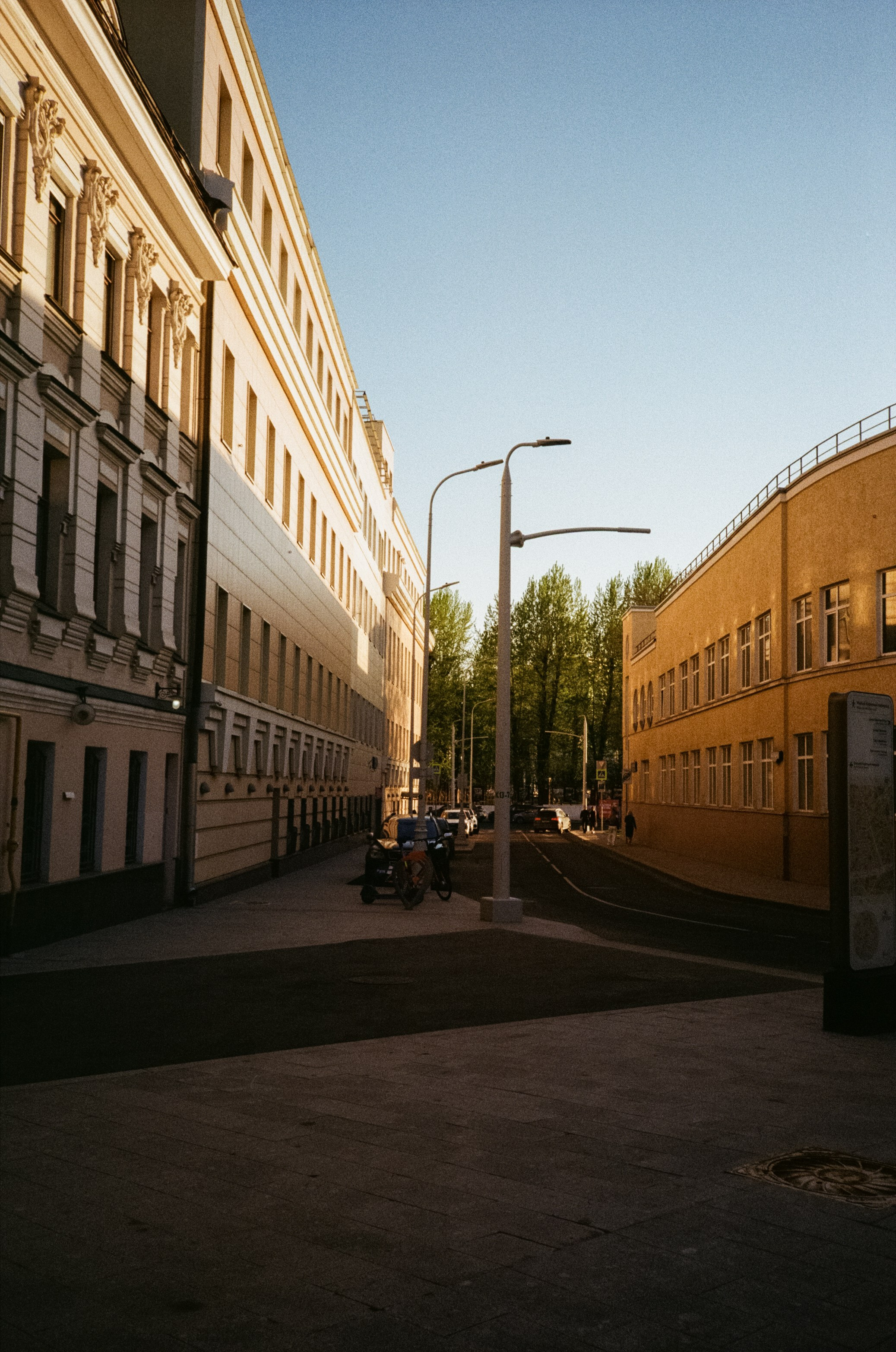 Малый Каретный, Петровка, Сад Эрмитаж | Konica Big Mini BM-301 Black | Kodak Color Plus 200
